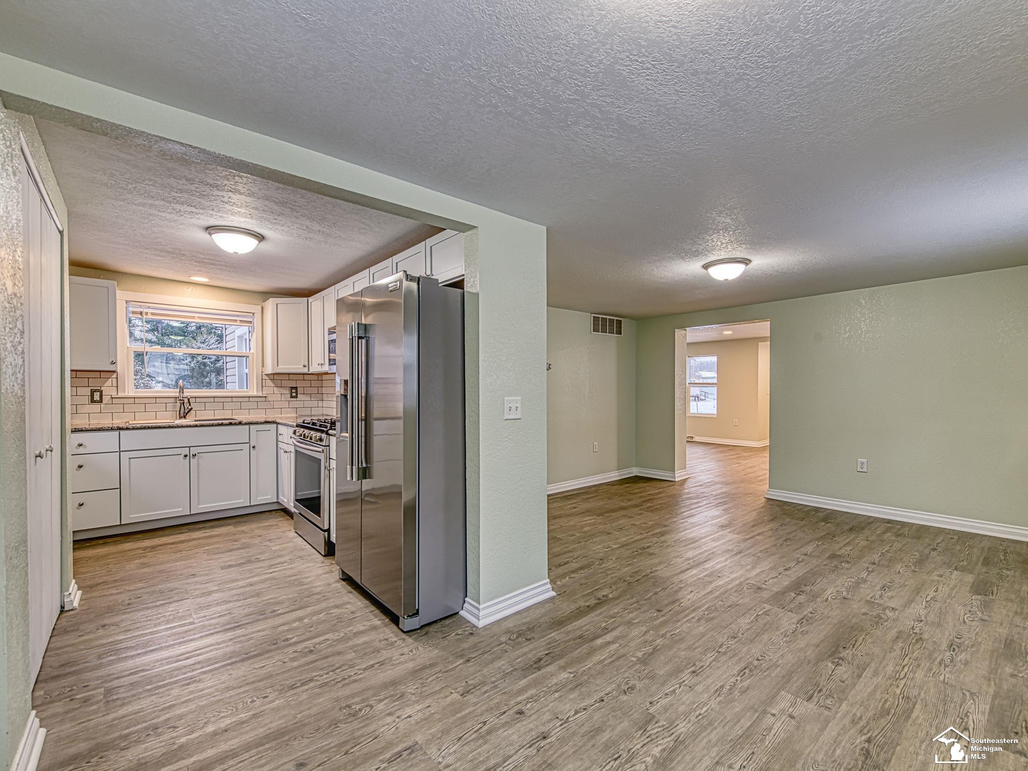 3157 Maplewood Avenue, Lambertville, MI 48144 — Photo 16