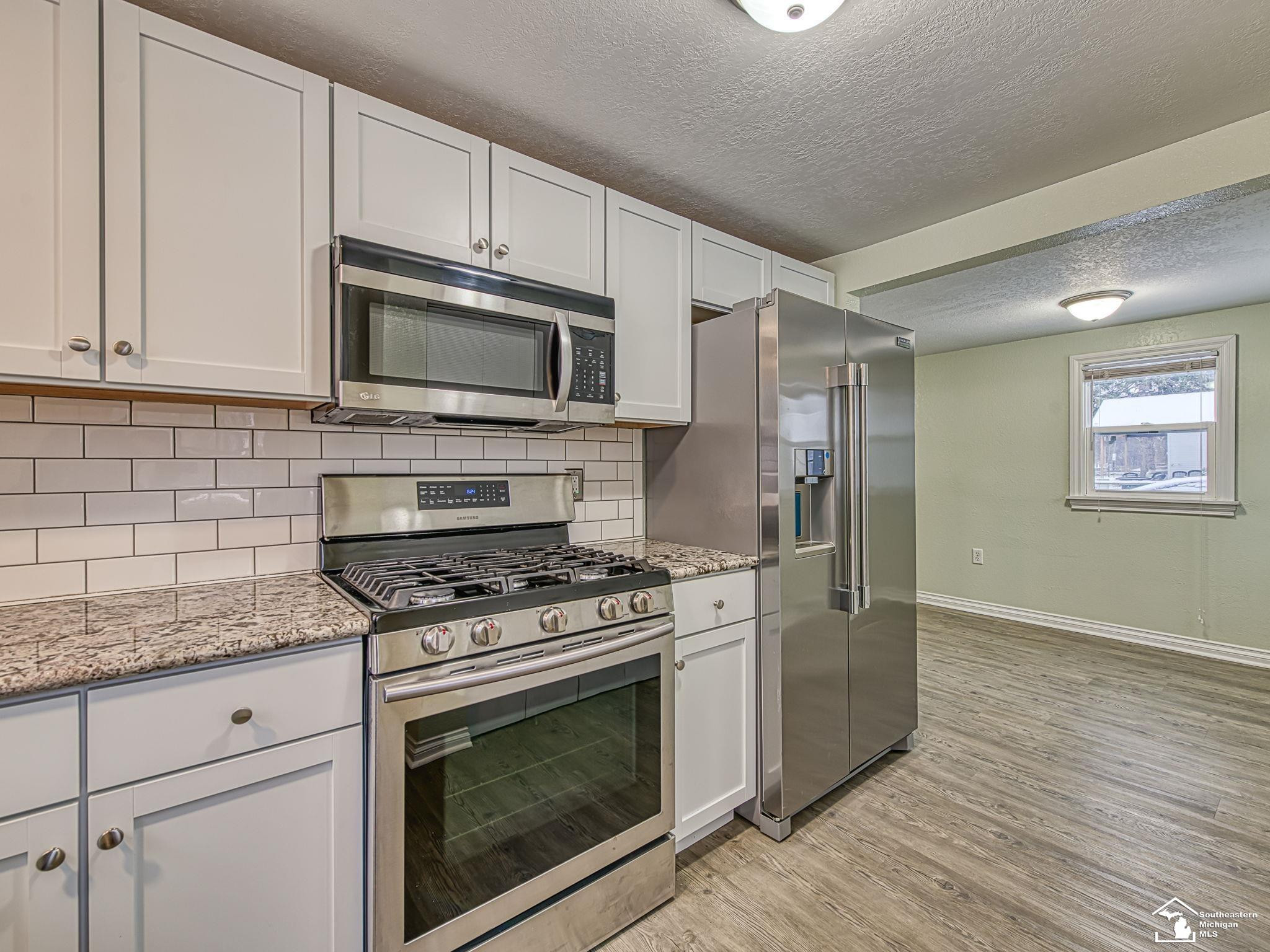 3157 Maplewood Avenue, Lambertville, MI 48144 — Photo 18