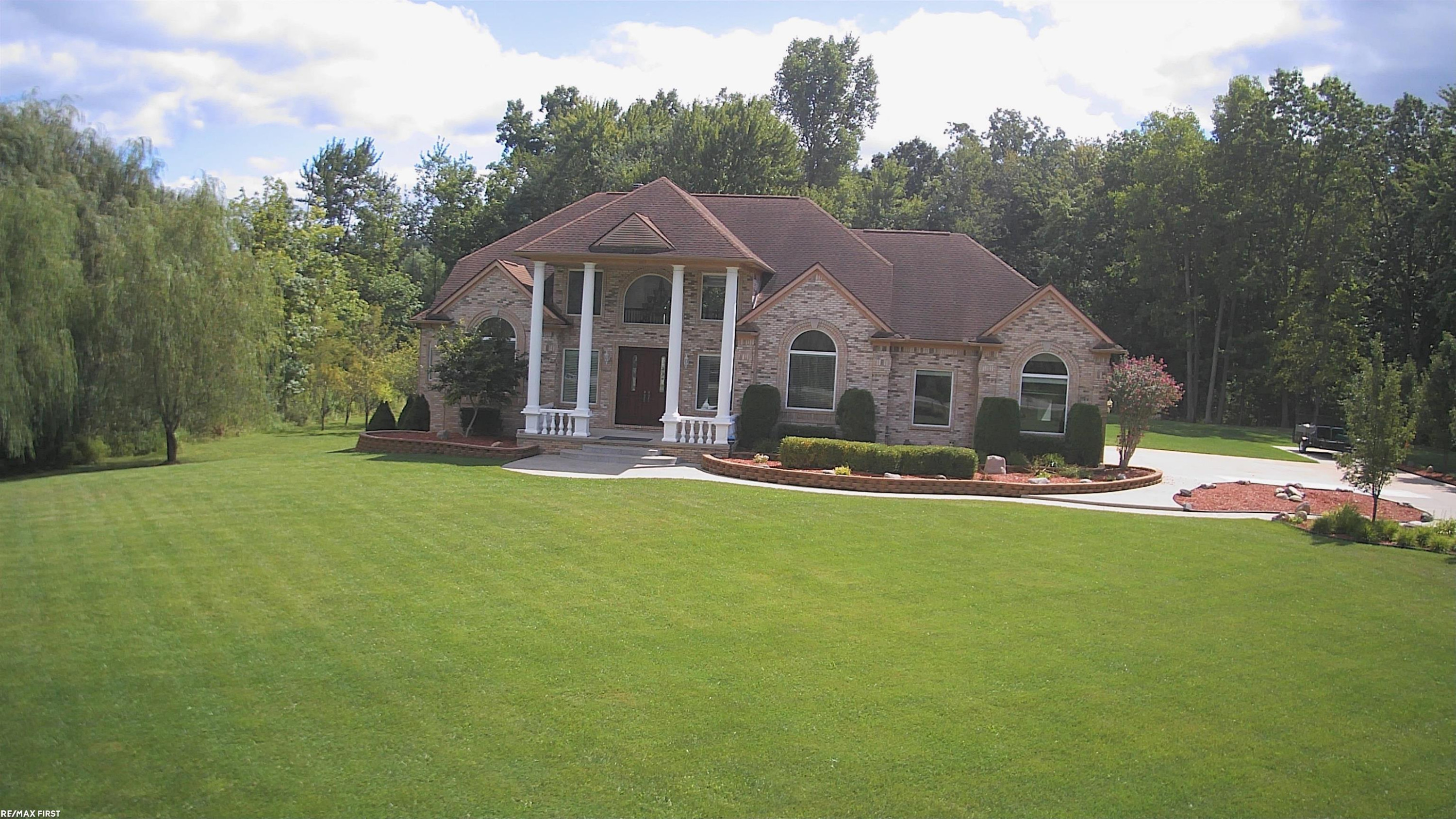 400 ERomeo road Road, MI — Photo 6