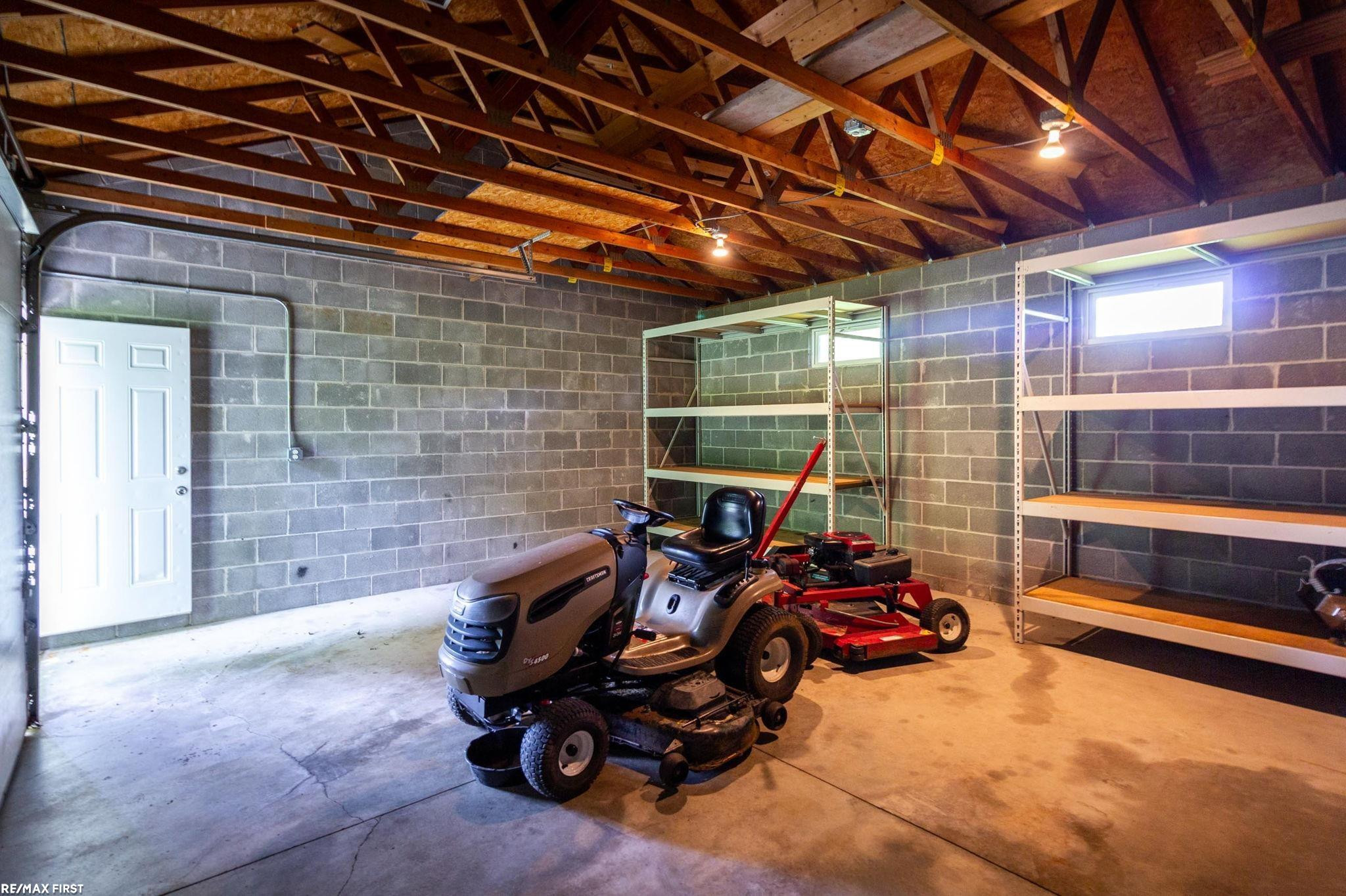 400 ERomeo road Road, MI — Photo 81