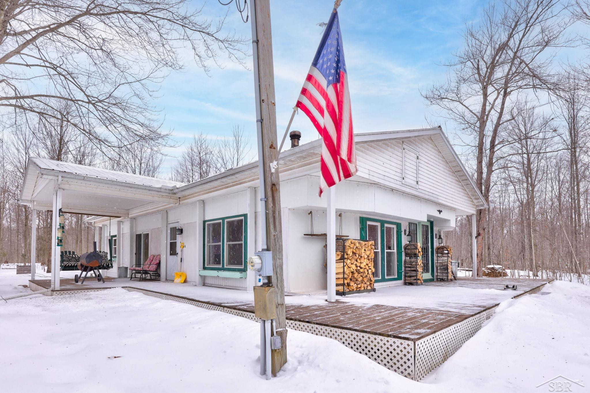 6786 Keystone Road, Turner, MI 48770 — Photo 2