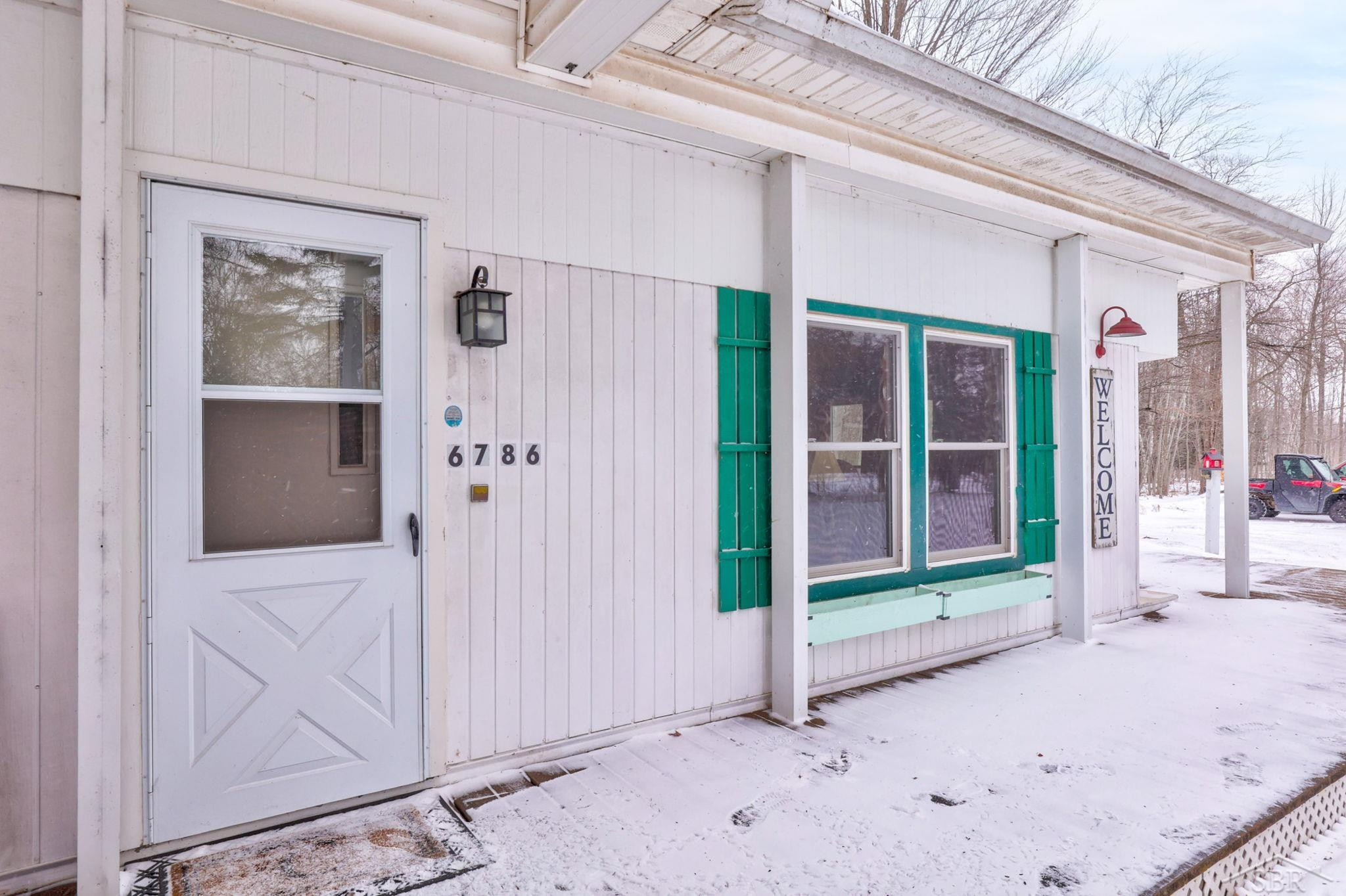 6786 Keystone Road, Turner, MI 48770 — Photo 4