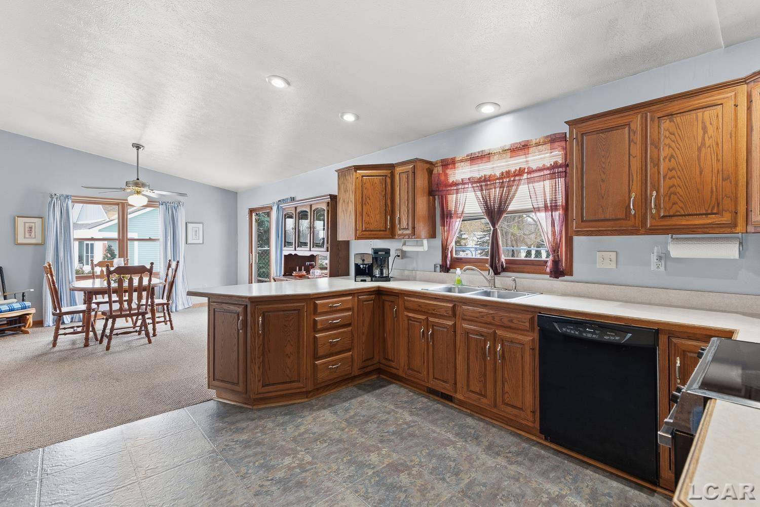 7434 Kingsley Drive, Onsted, MI 49265 — Photo 15