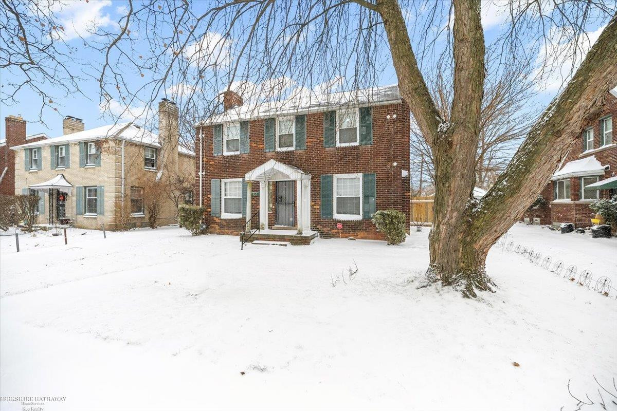 9364 E Outer Drive, Detroit, MI 48213 — Photo 2