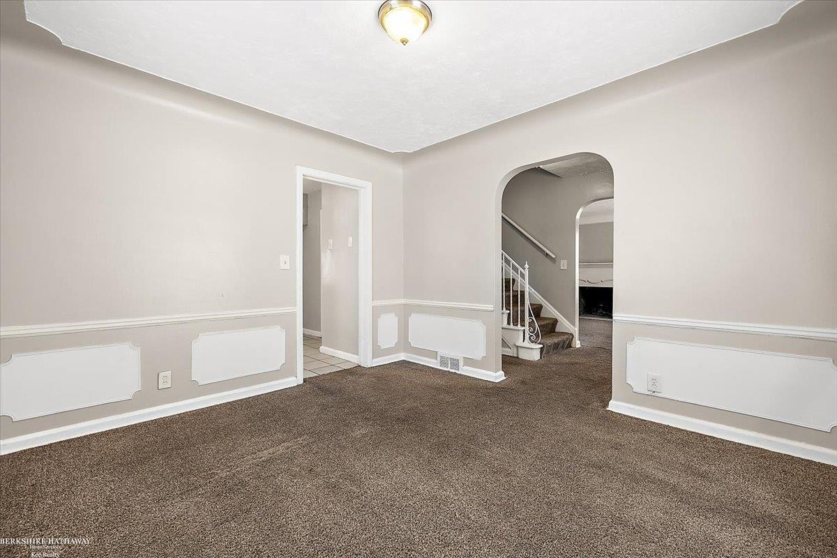 9364 E Outer Drive, Detroit, MI 48213 — Photo 12