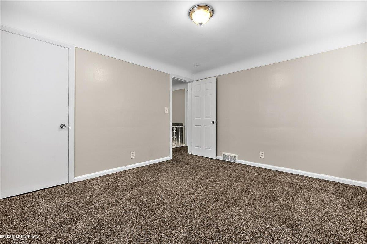 9364 E Outer Drive, Detroit, MI 48213 — Photo 24