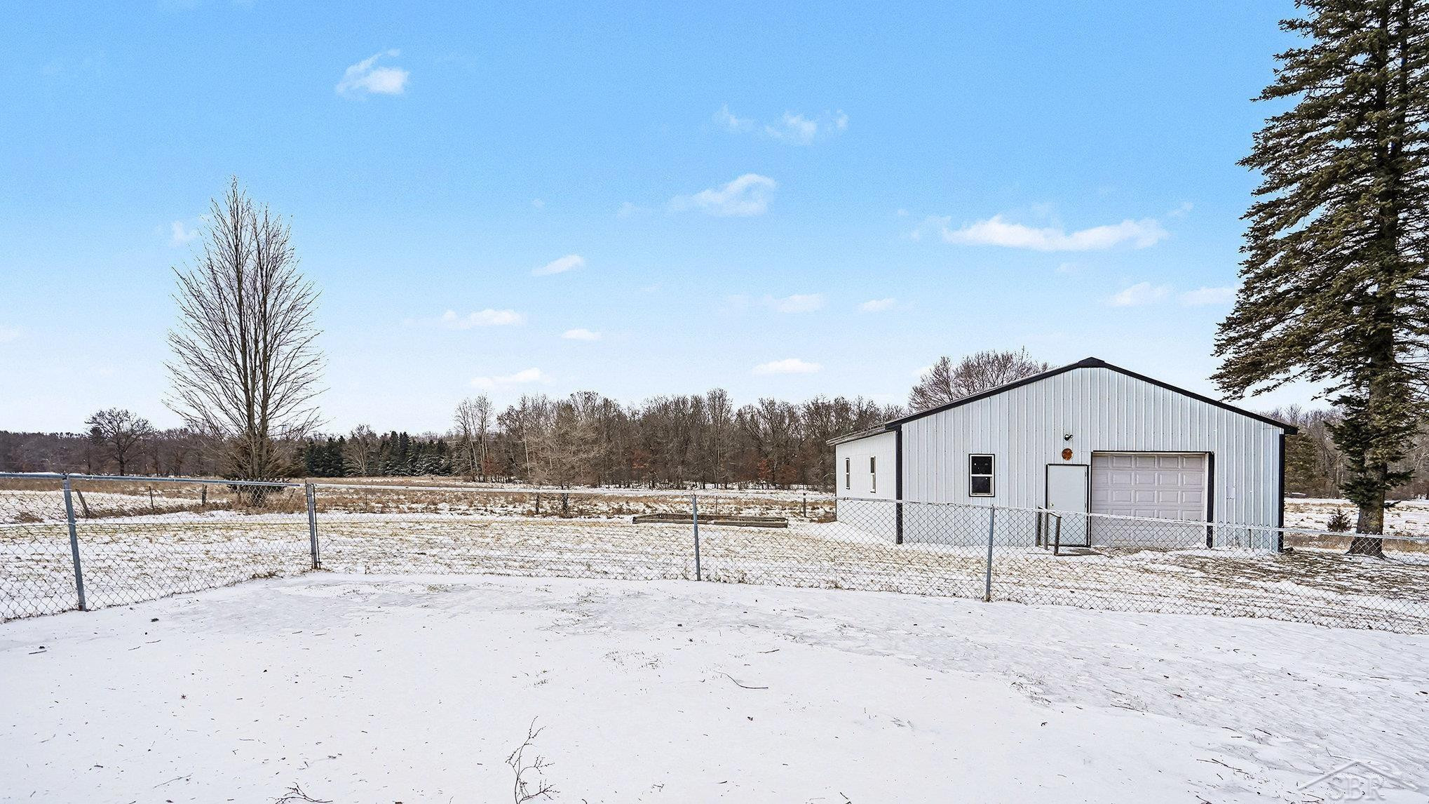 6853 N Caris Road, Vestaburg, MI 48891 — Photo 25