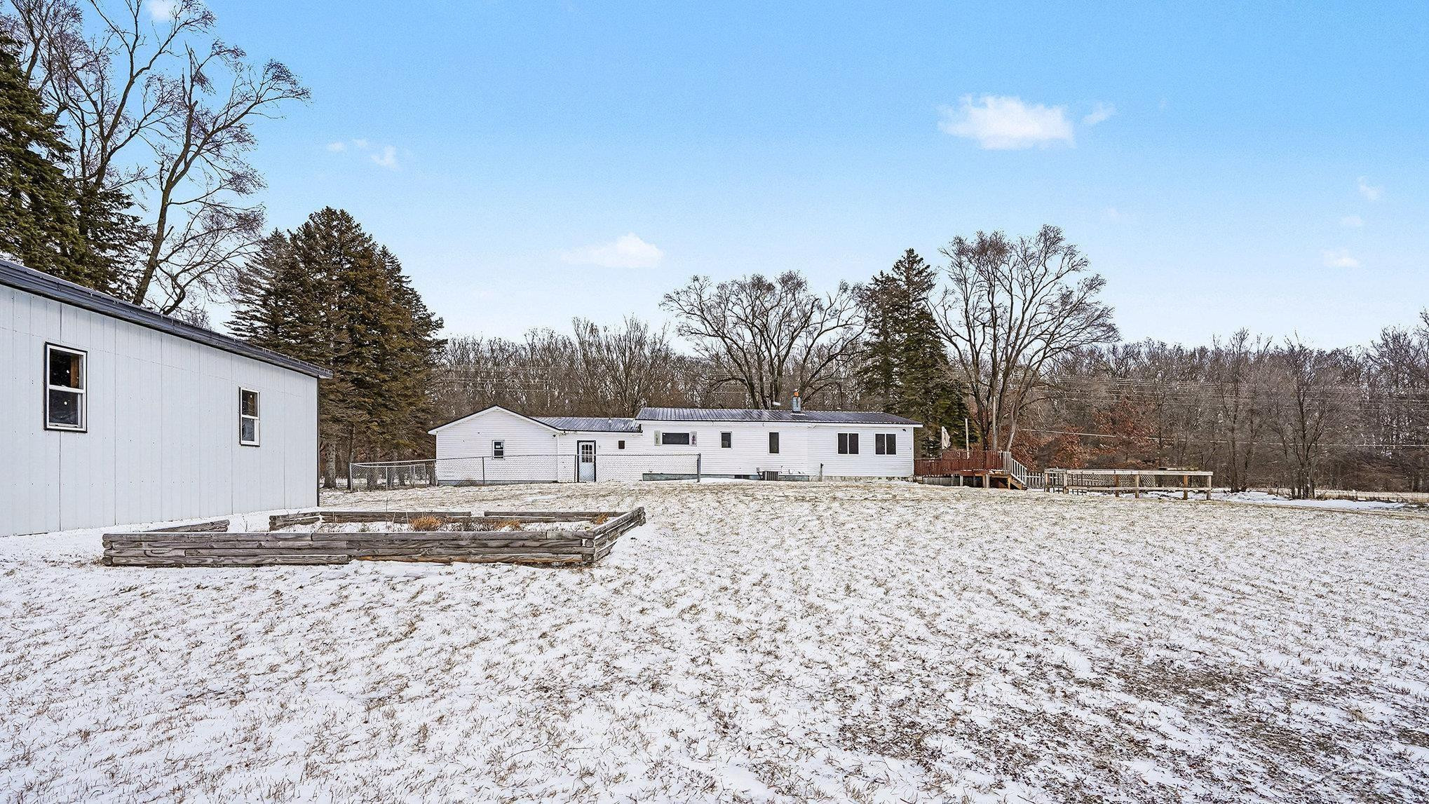 6853 N Caris Road, Vestaburg, MI 48891 — Photo 27