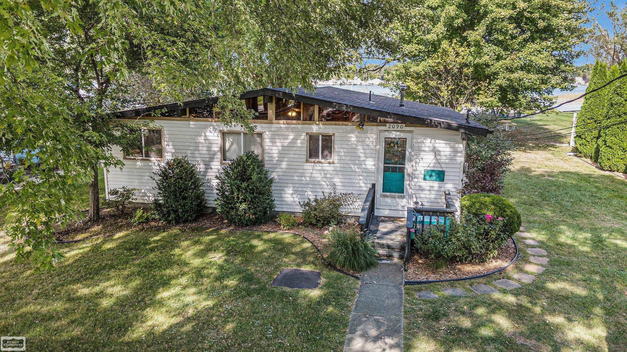2090 N Channel Road, MI 48028 — Photo 23