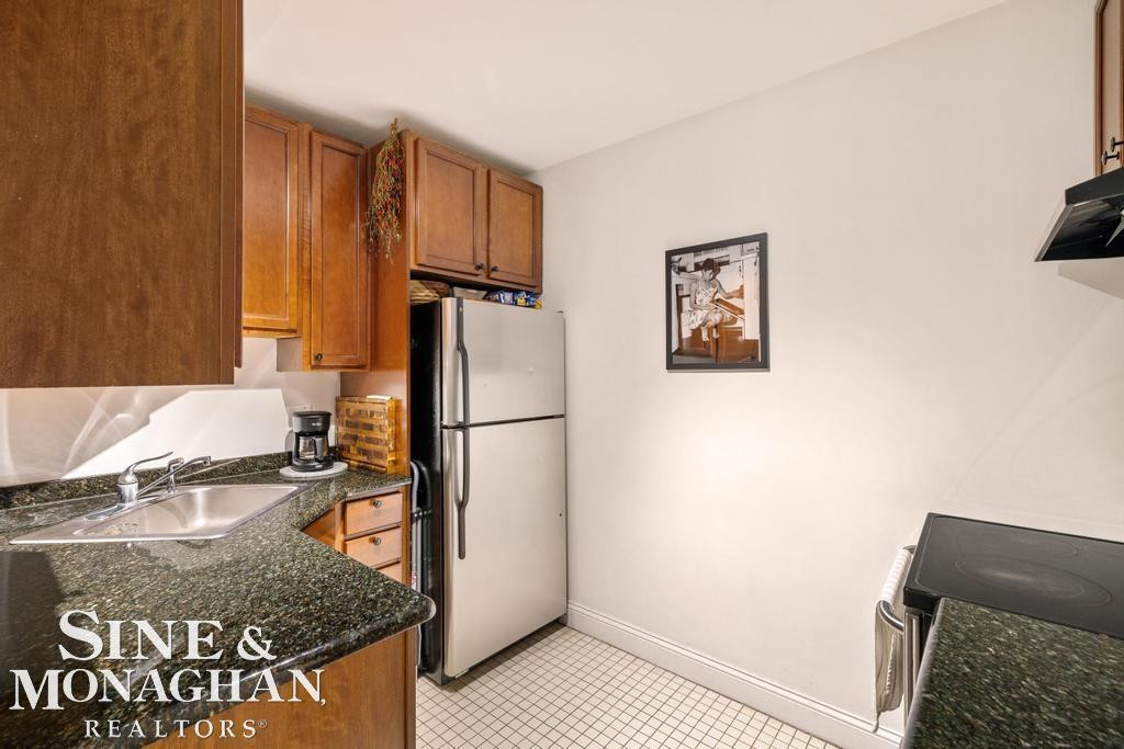 15 E Kirby Street, 1228, Detroit, MI 48202 — Photo 39