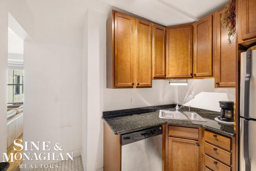 15 E Kirby Street, 1228, Detroit, MI 48202 — Photo 40