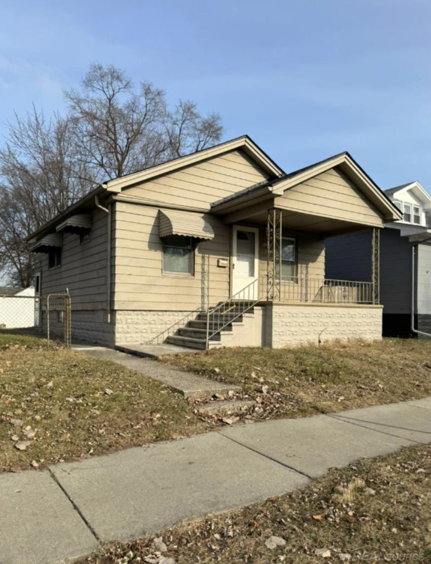 8101 Rivard Avenue, Warren, MI 48089 — front exterior