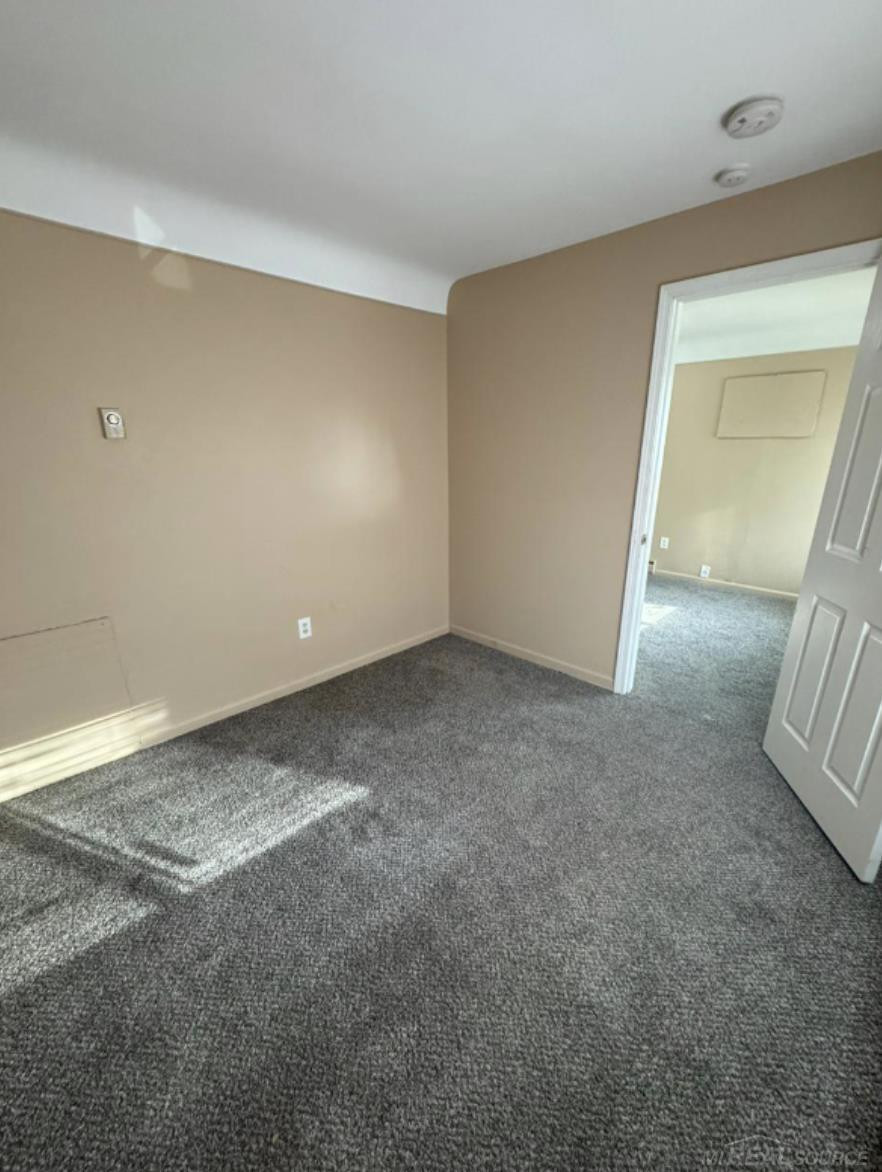 8101 Rivard Avenue, Warren, MI 48089 — Photo 13