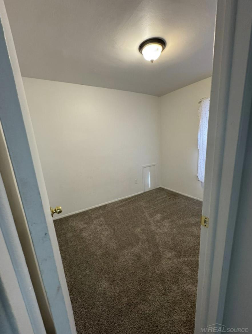 8101 Rivard Avenue, Warren, MI 48089 — Photo 14