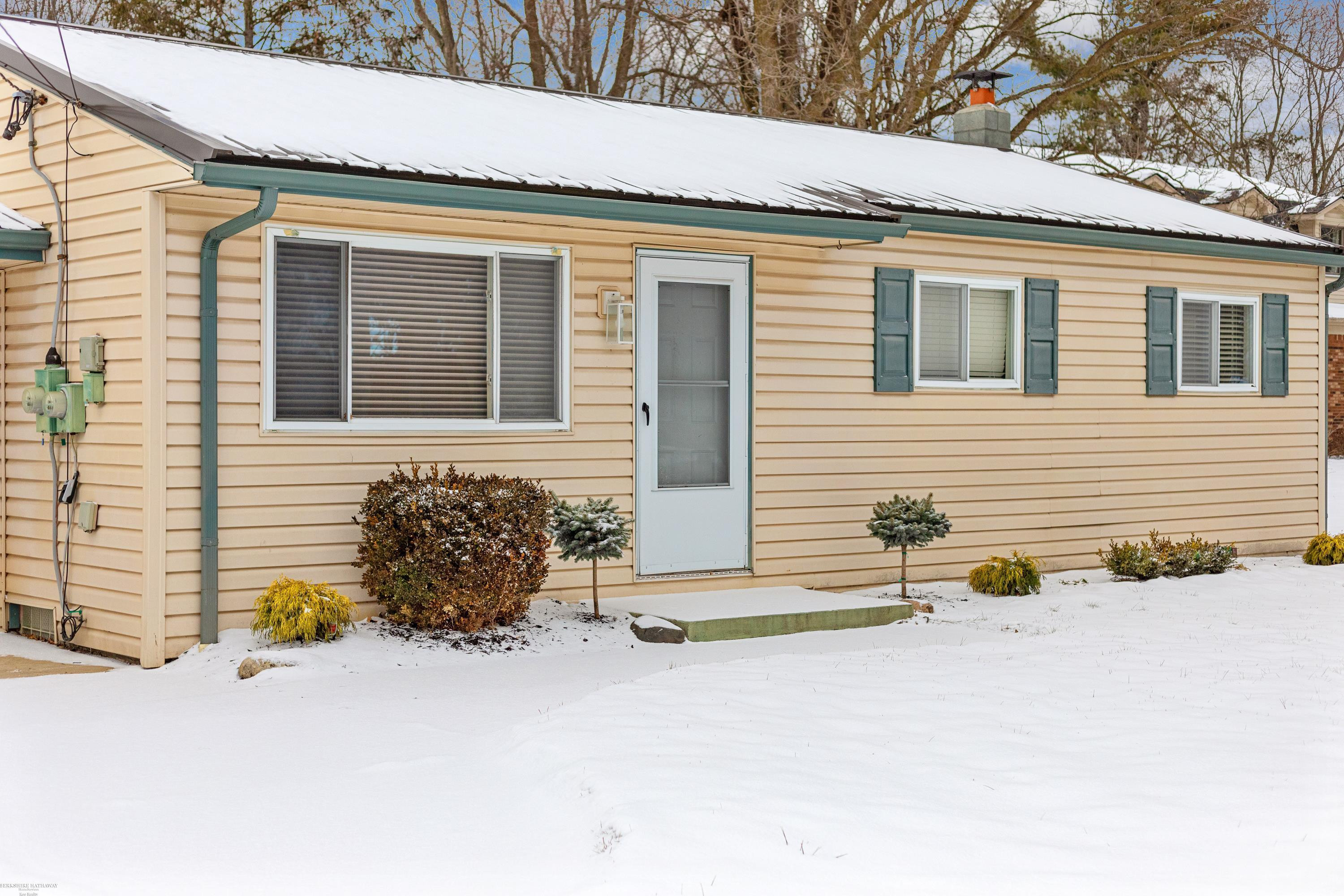 16445 29 Mile Rd Road, MI — Photo 3