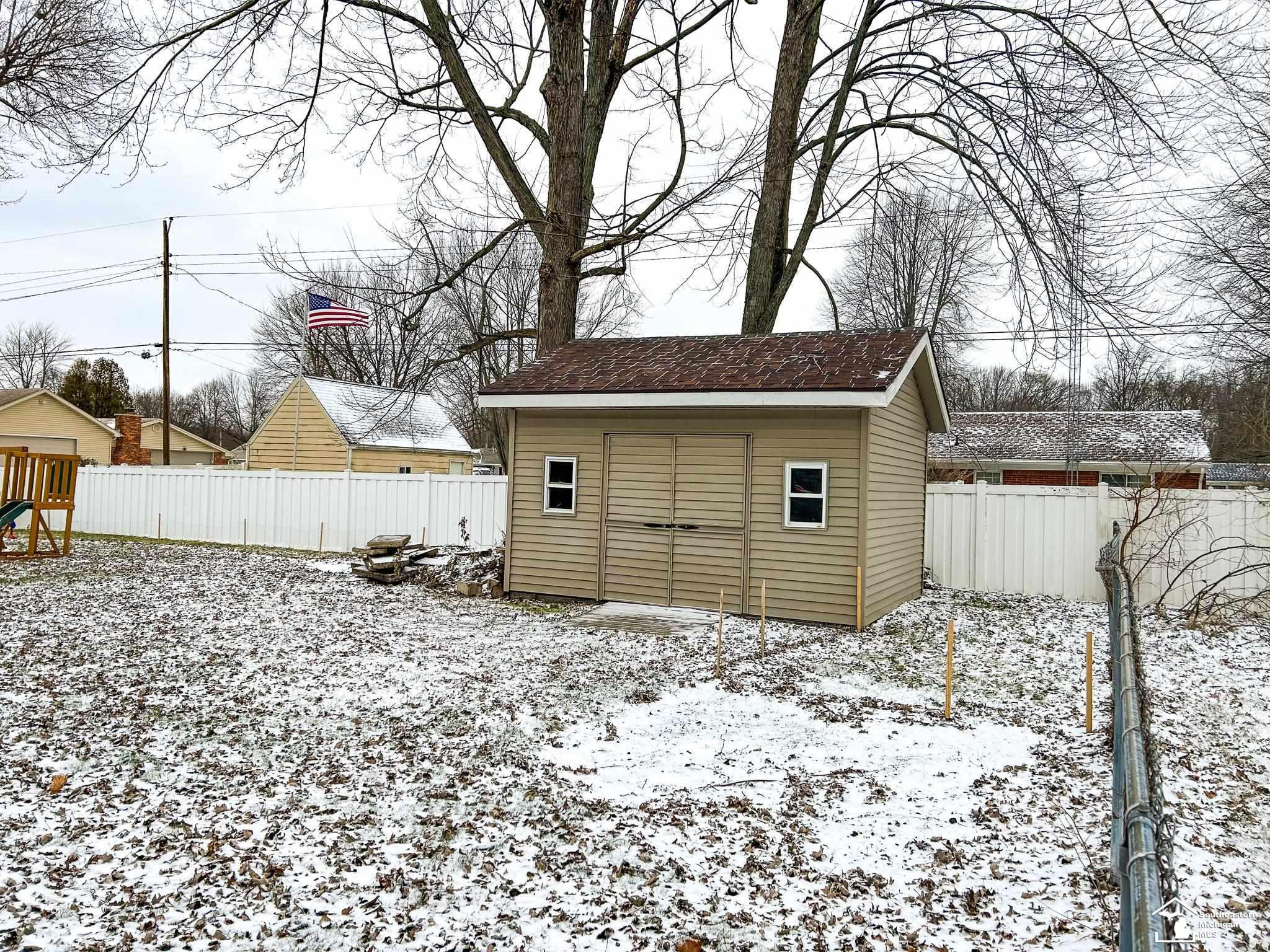 1440 Tennyson Drive, Temperance, MI 48182 — Photo 47