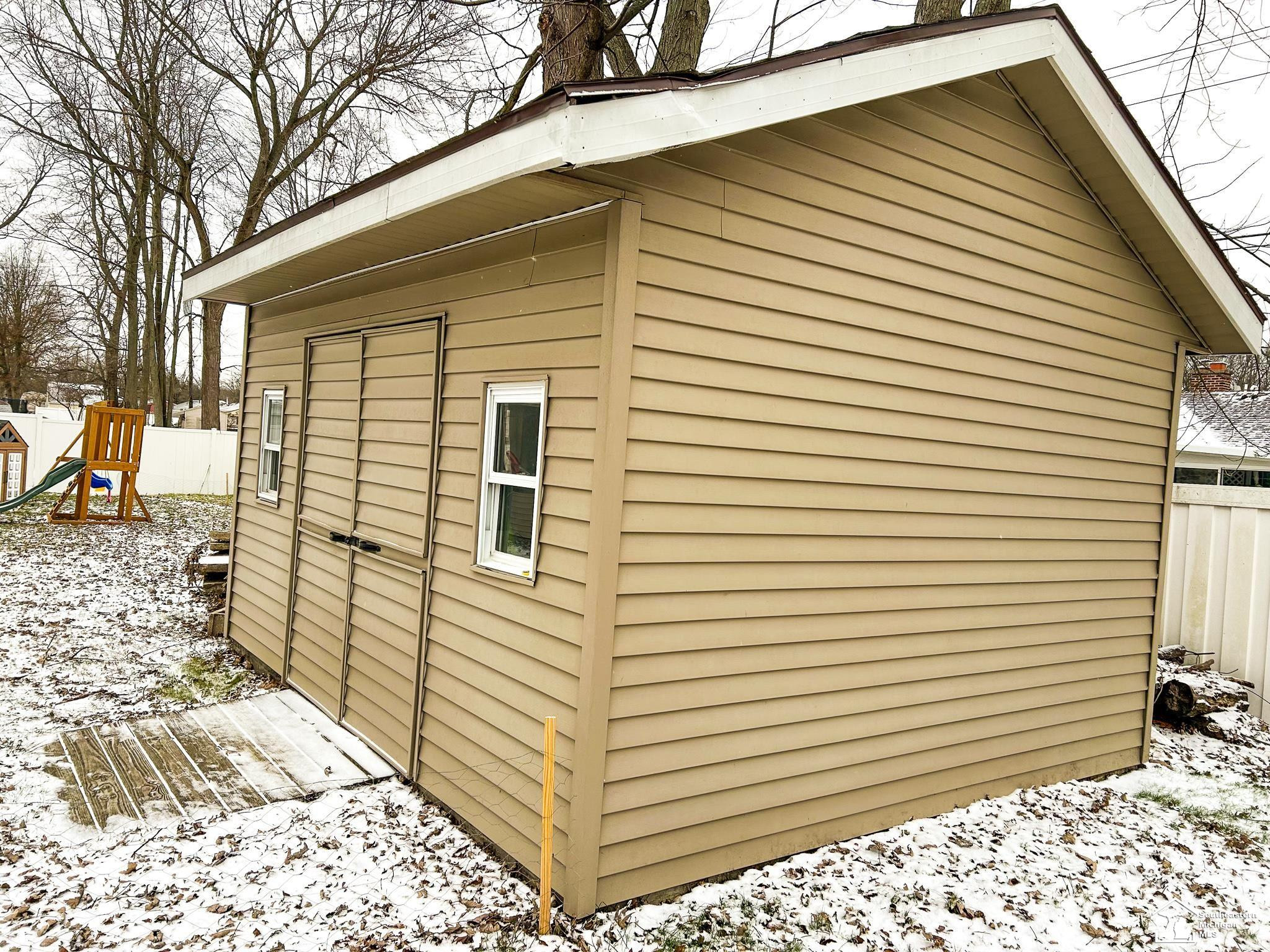 1440 Tennyson Drive, Temperance, MI 48182 — Photo 48