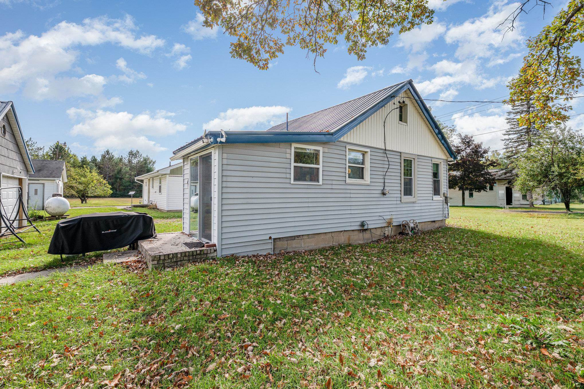 1430 Alger Court, Alger, MI 48610 — Photo 5