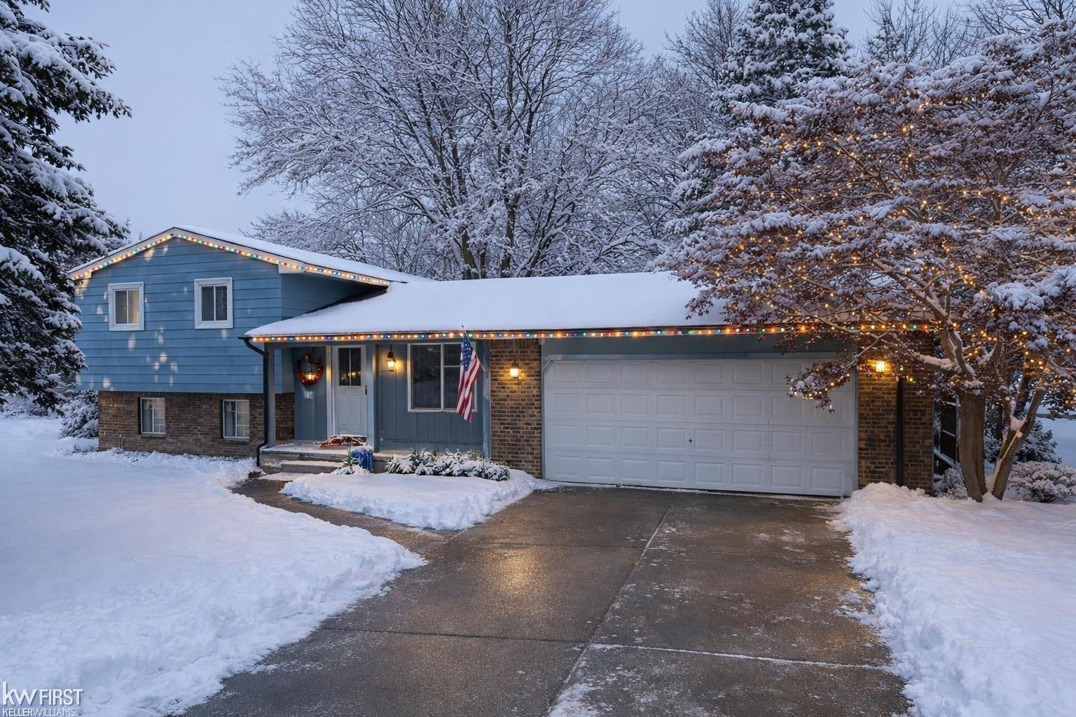 6355 Mckinley Road, Flushing, MI 48433 — front exterior