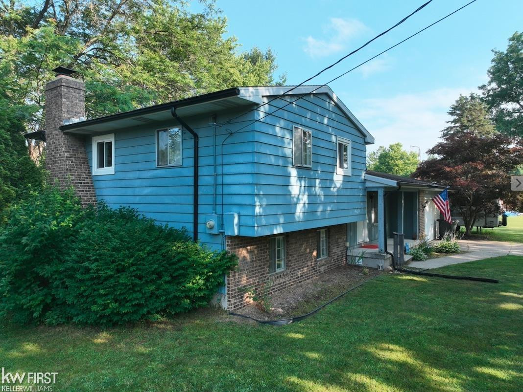 6355 Mckinley Road, Flushing, MI 48433 — Photo 2