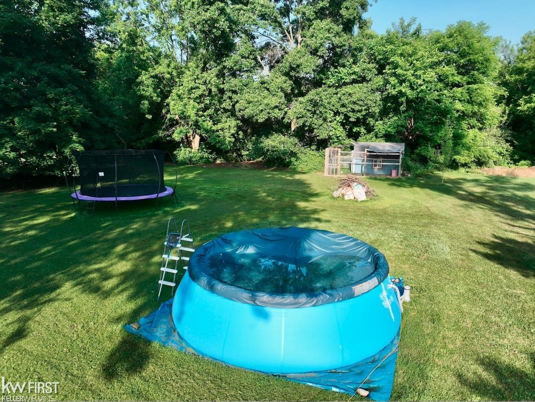 6355 Mckinley Road, Flushing, MI 48433 — Photo 7