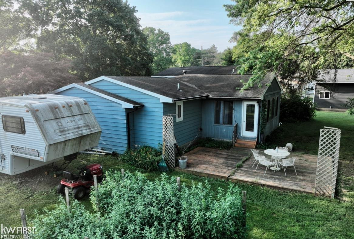 6355 Mckinley Road, Flushing, MI 48433 — Photo 8