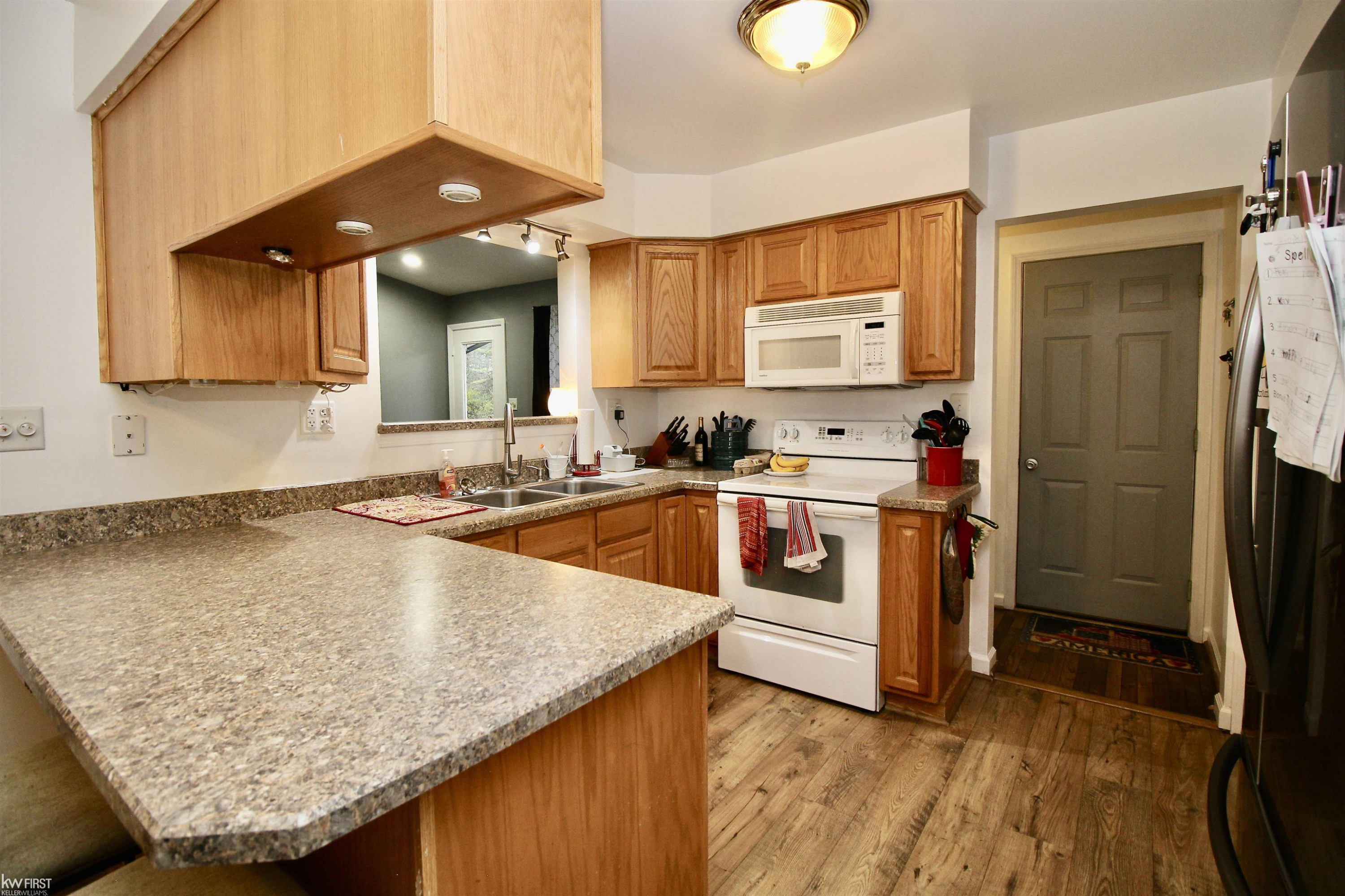 6355 Mckinley Road, Flushing, MI 48433 — Photo 12
