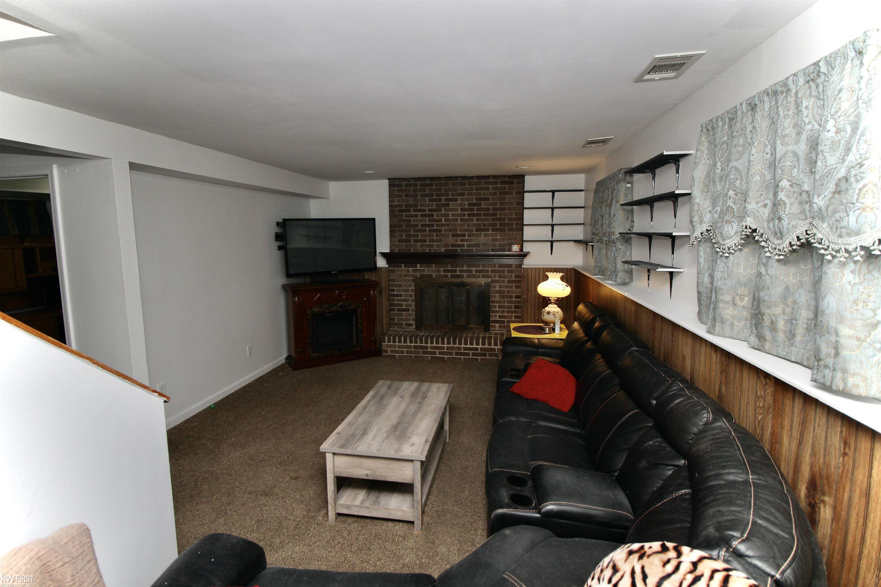 6355 Mckinley Road, Flushing, MI 48433 — Photo 27