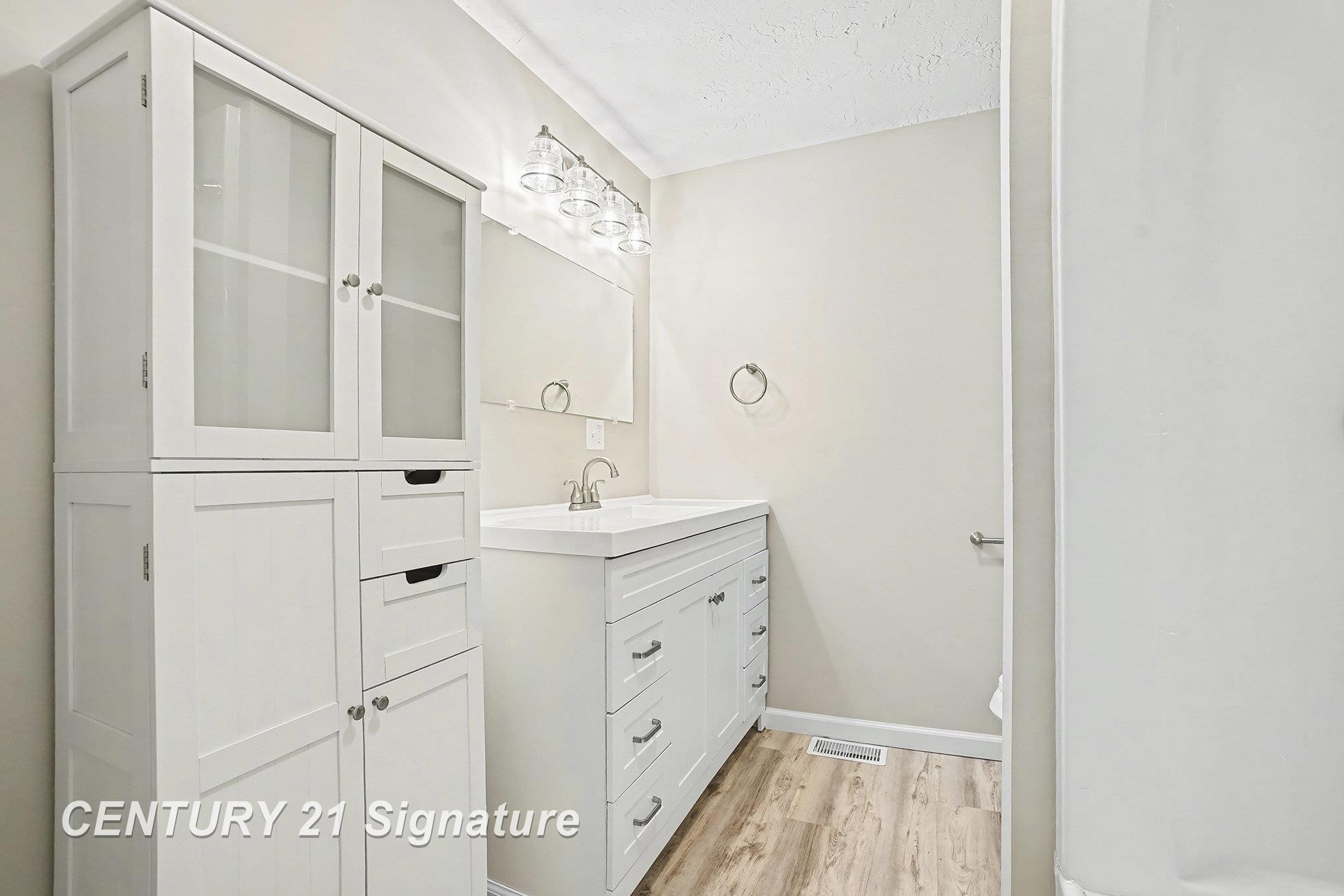 204 E North Street, Saint Charles, MI 48655 — Photo 17