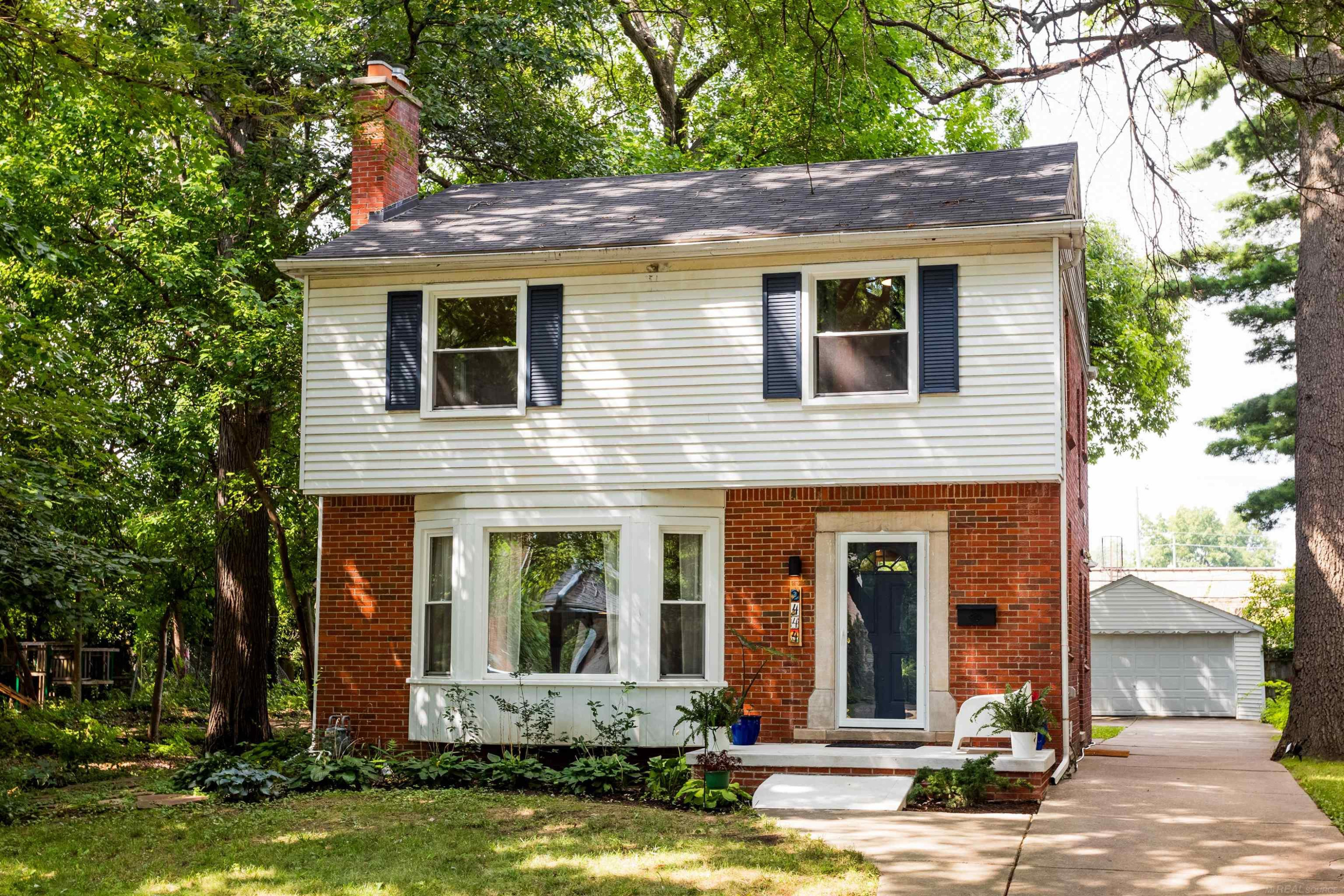 2444 Woodstock Drive, Detroit, MI 48203 — Photo 3