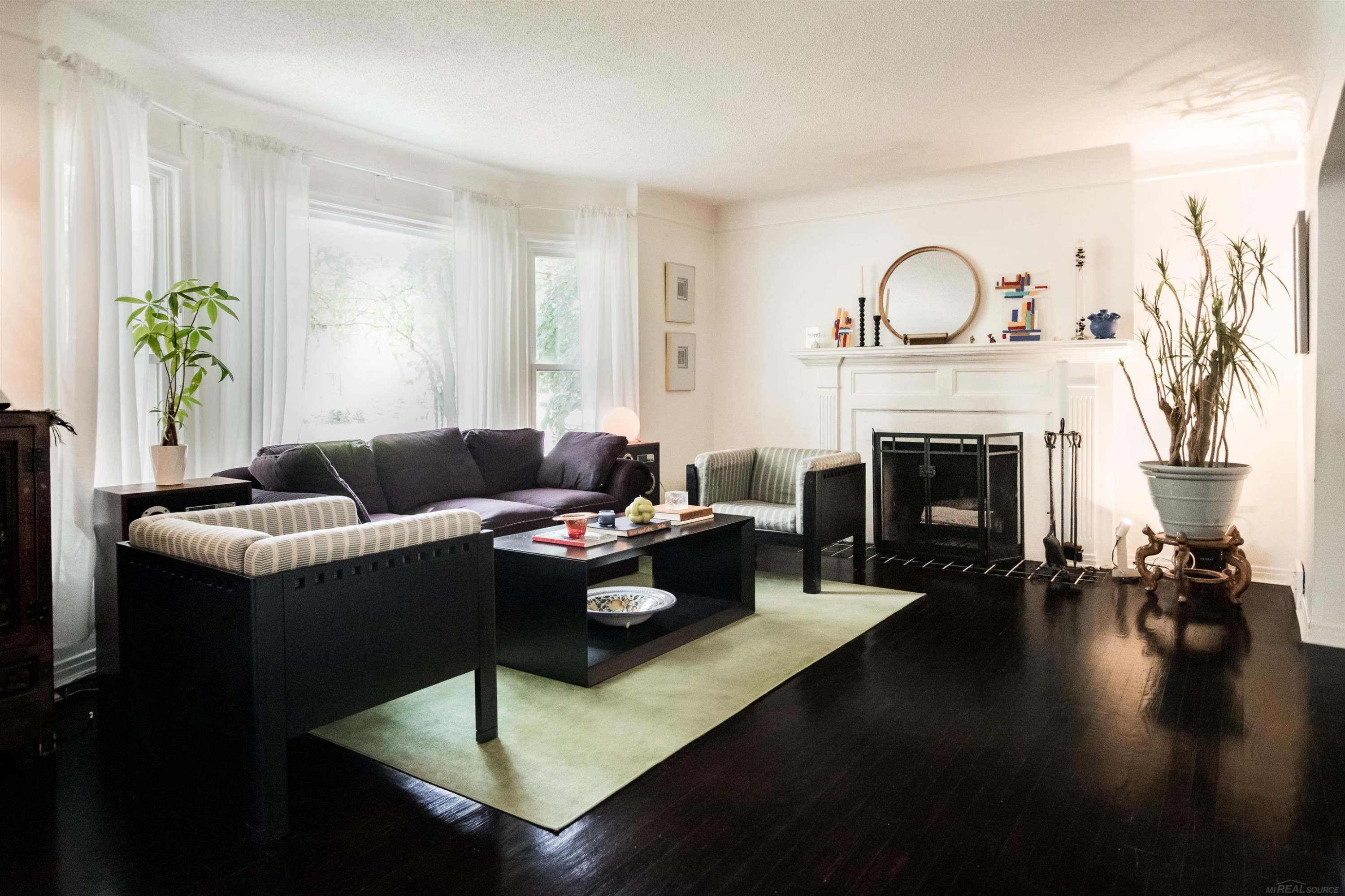 2444 Woodstock Drive, Detroit, MI 48203 — Photo 8