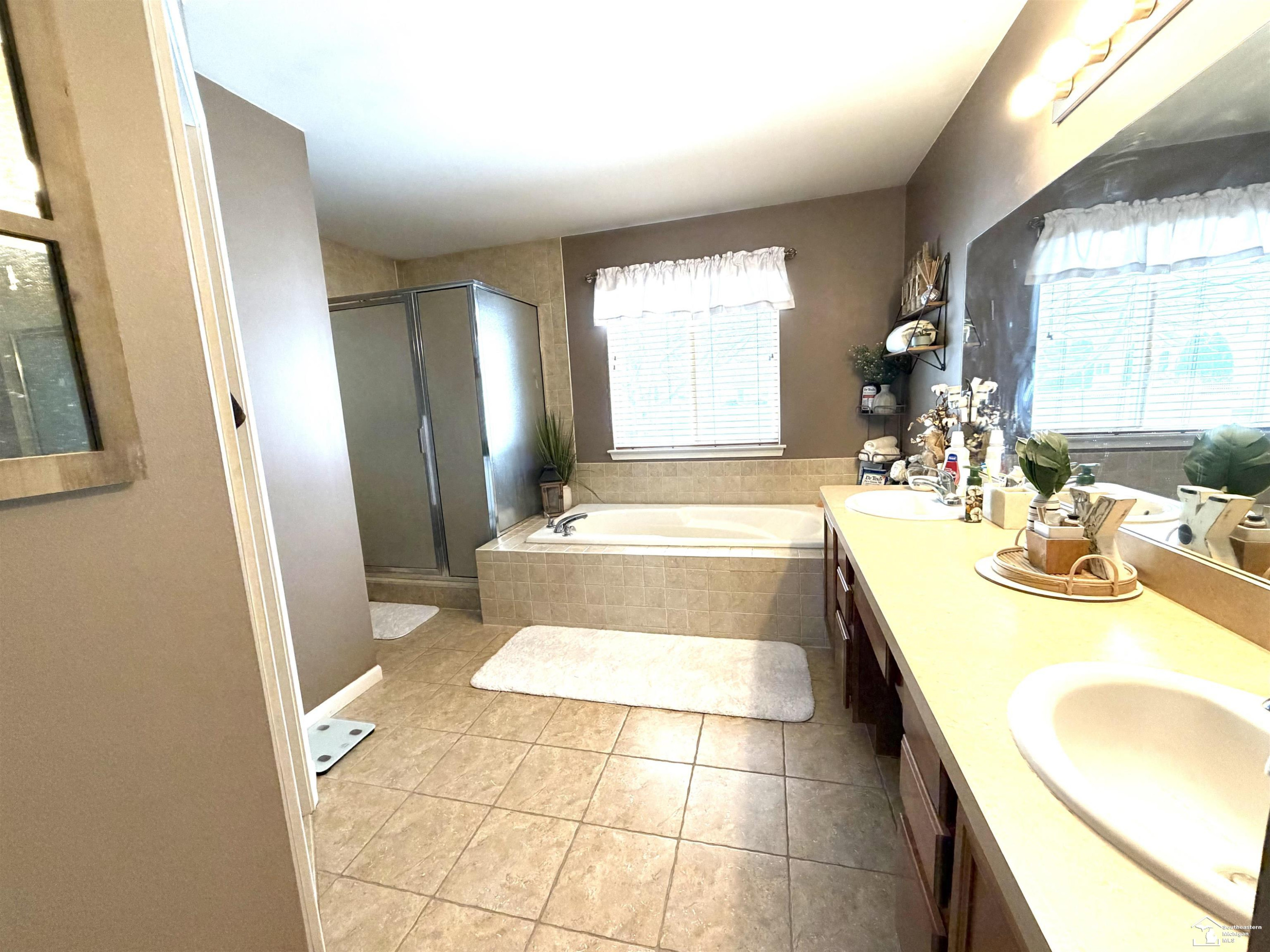 959 Plum Grove Drive, Monroe, MI 48161 — Photo 9