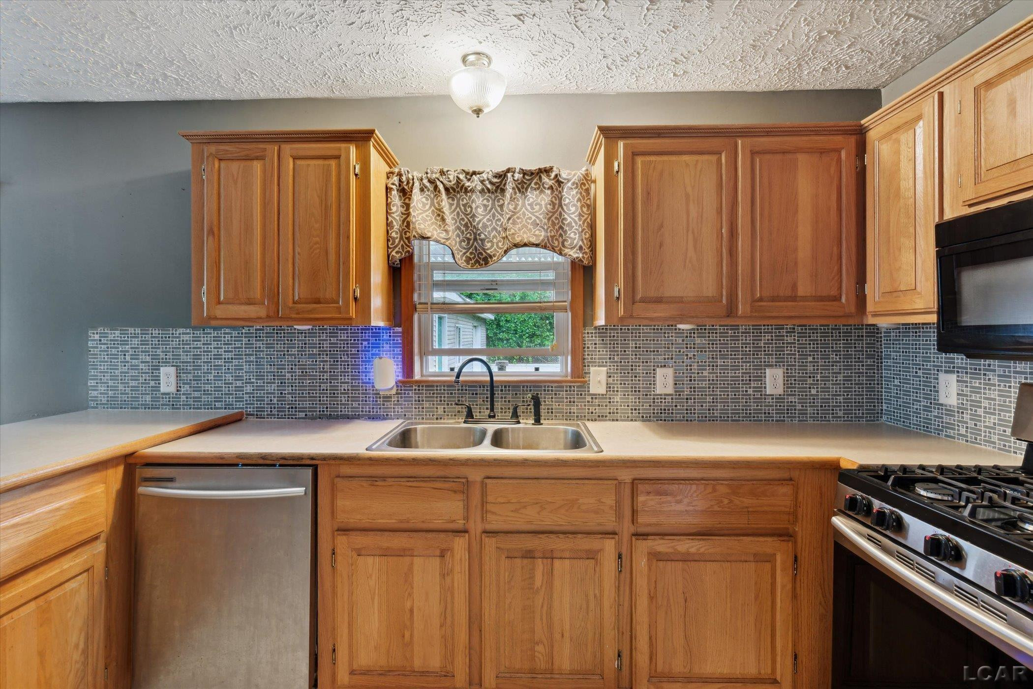 11791 Bradley Drive, Jerome, MI 49249 — Photo 17