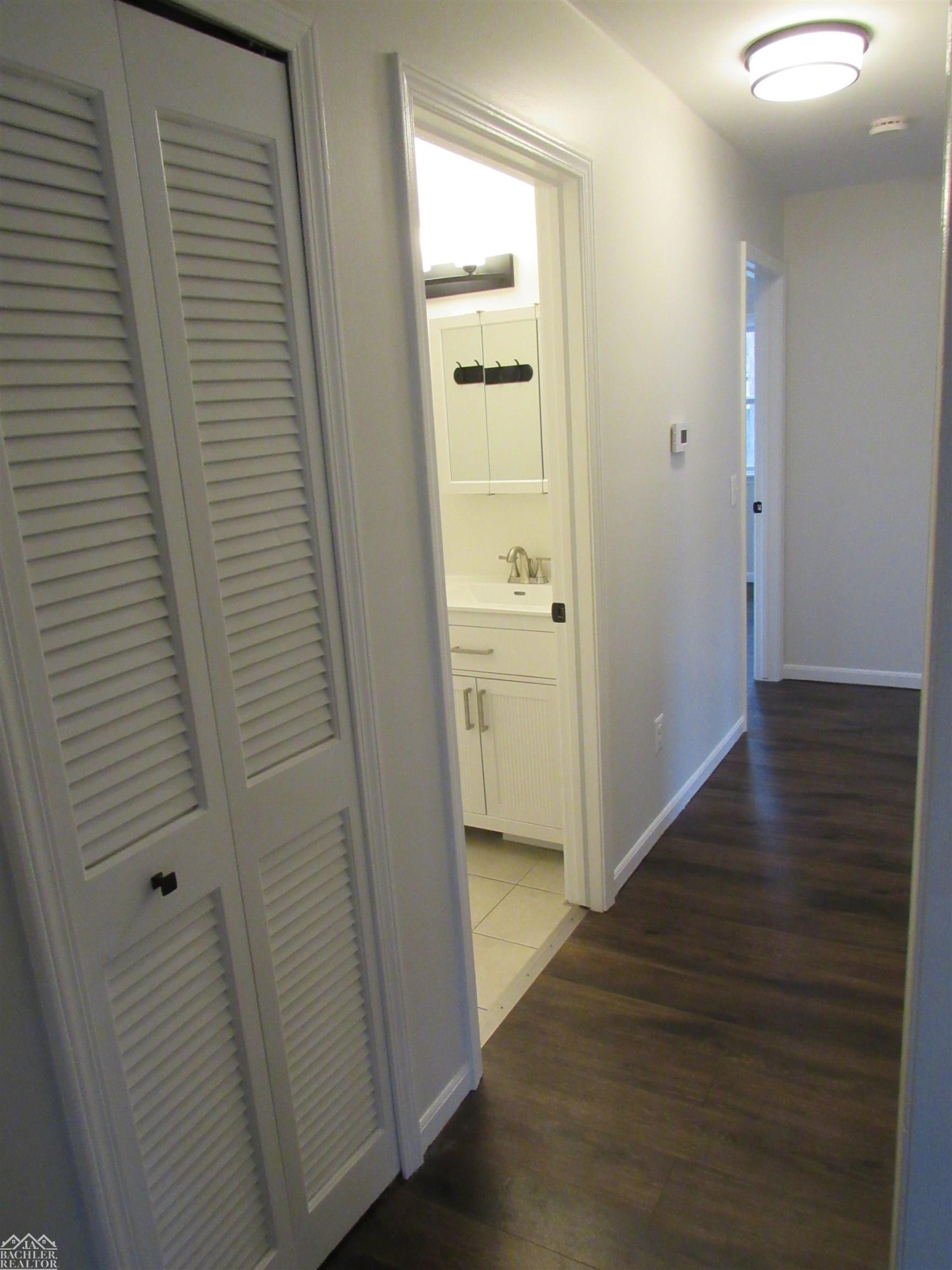 949 Liberty Street, Algonac, MI 48001 — Photo 9