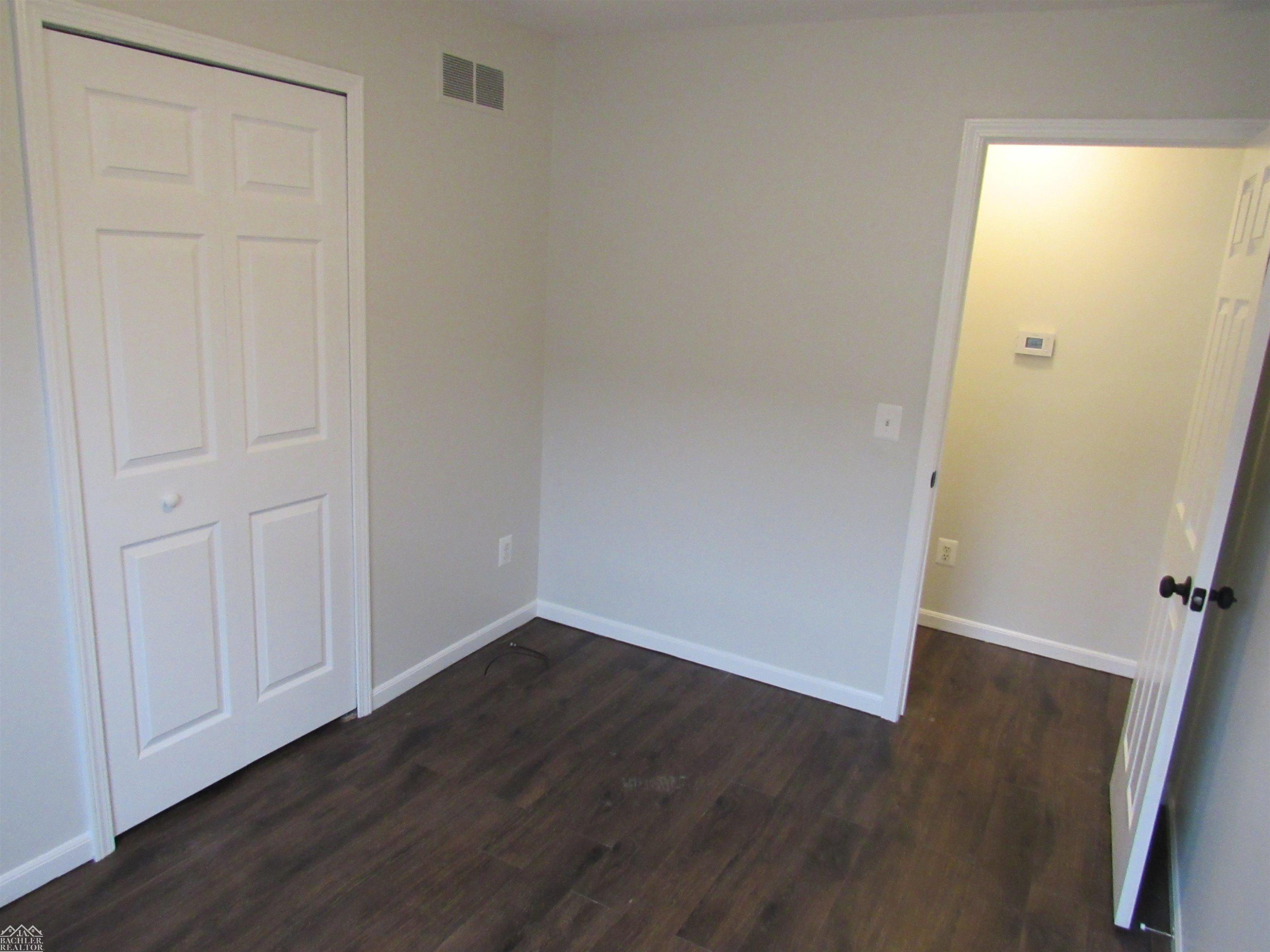 949 Liberty Street, Algonac, MI 48001 — Photo 13