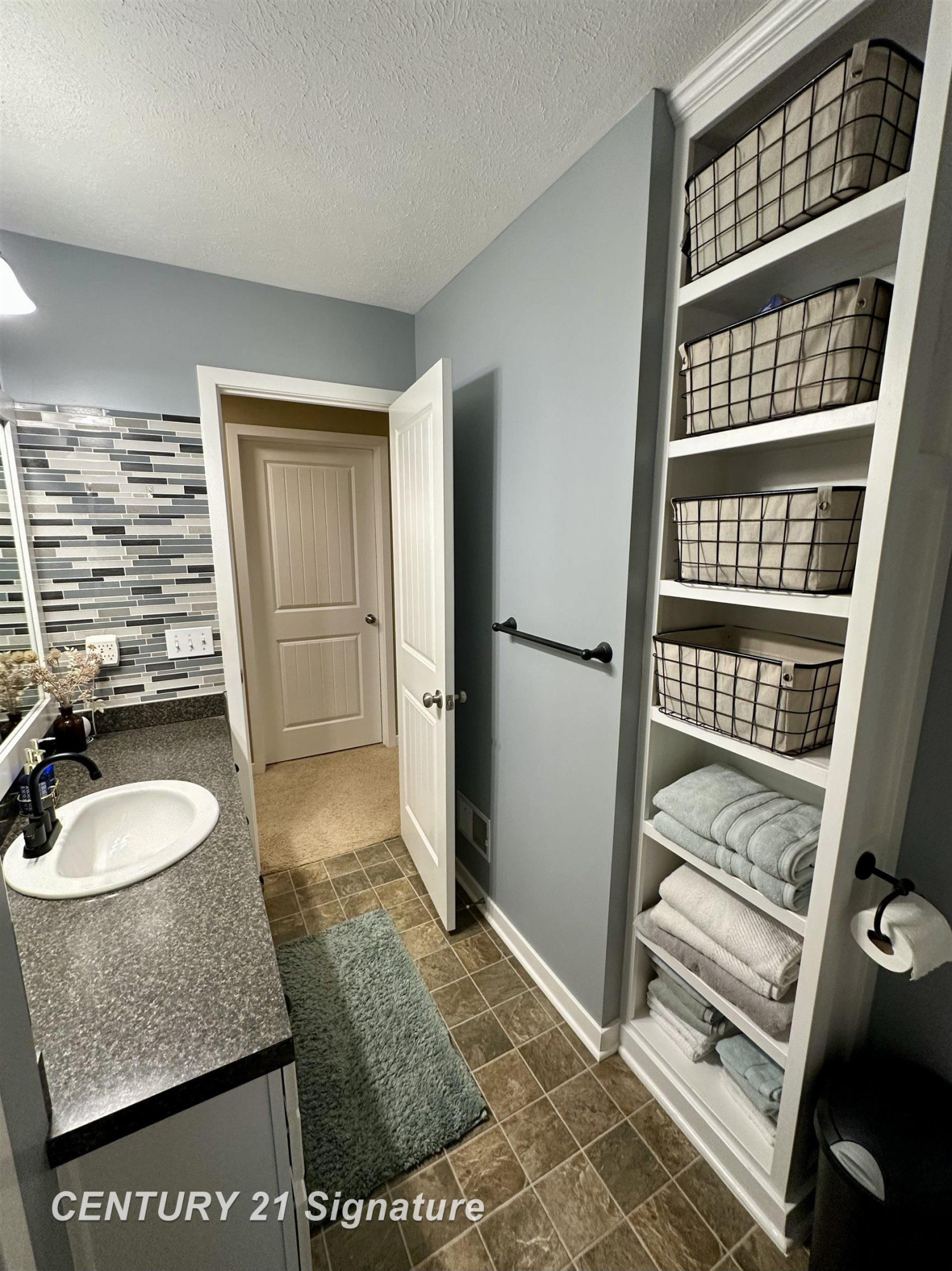 6135 Kingsbury Court, Allendale, MI 49401 — Photo 17