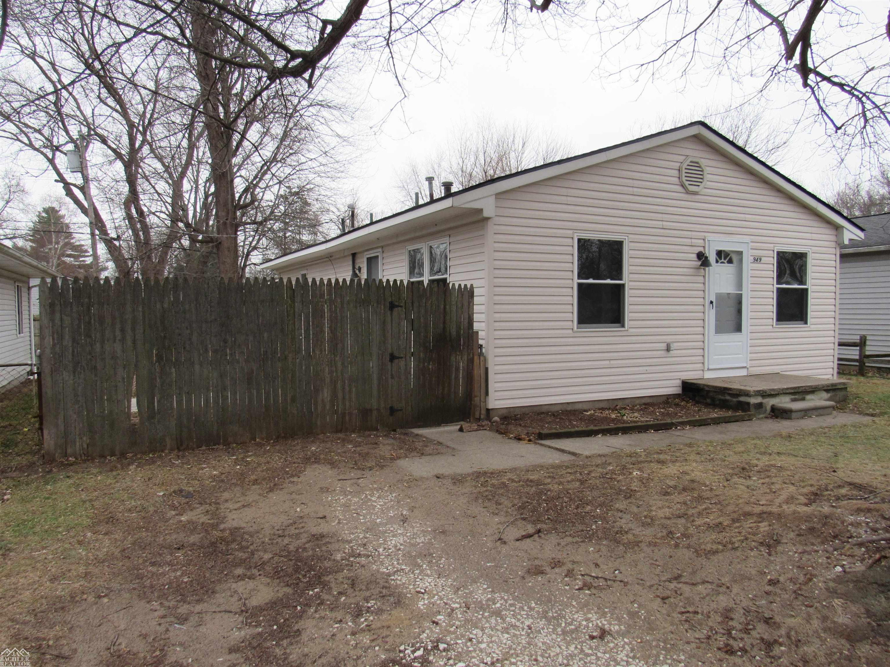 949 Liberty Street, Algonac, MI 48001 — Photo 23