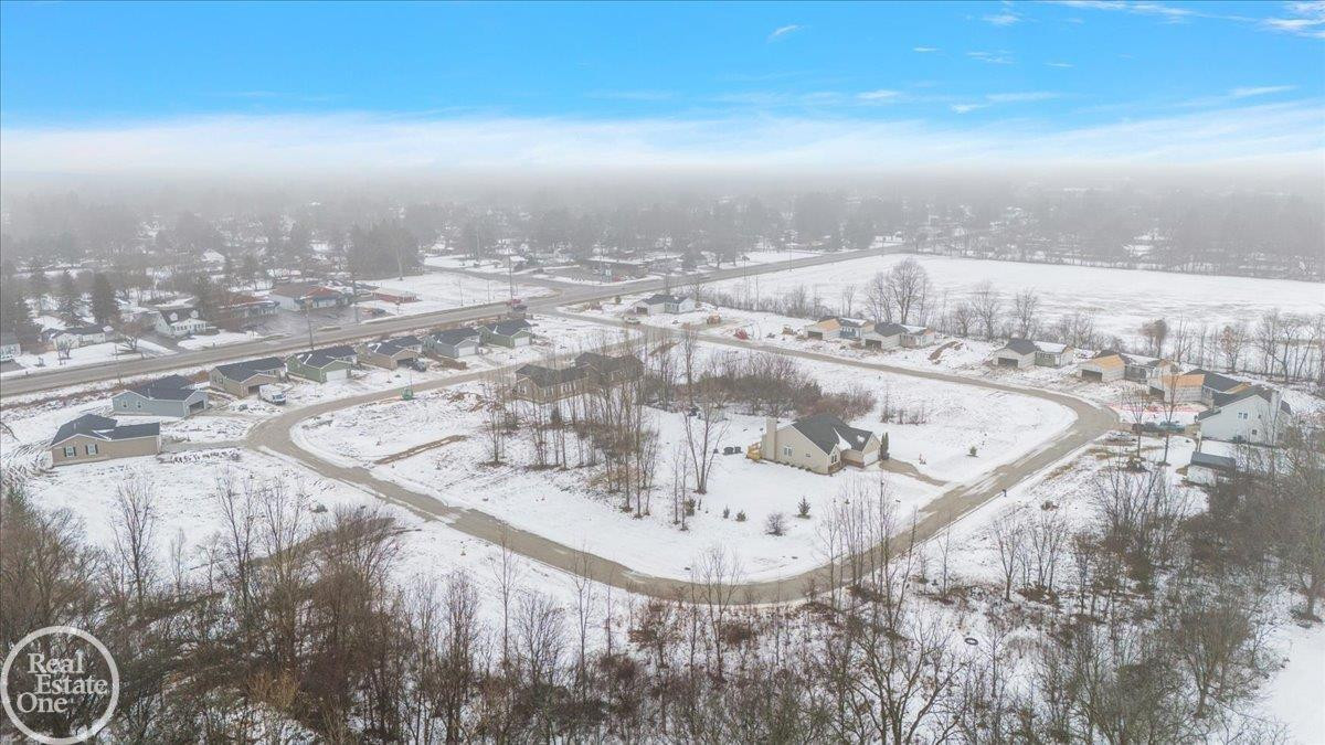 4402 Maple Leaf Trail, Unit #29, Flint, MI 48506 — Photo 13