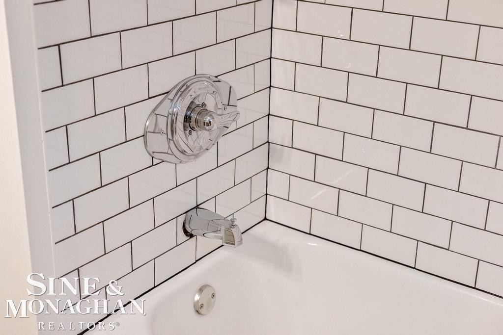 835 Harcourt Road, Grosse Pointe Park, MI 48230 — Photo 20