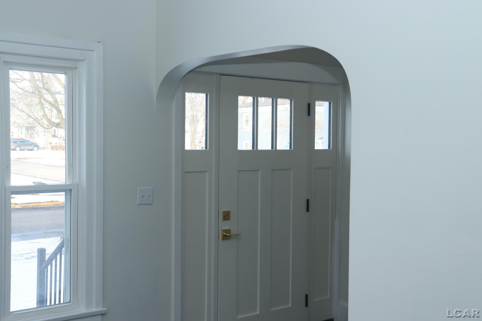 705 College Avenue, Adrian, MI 49221 — Photo 3