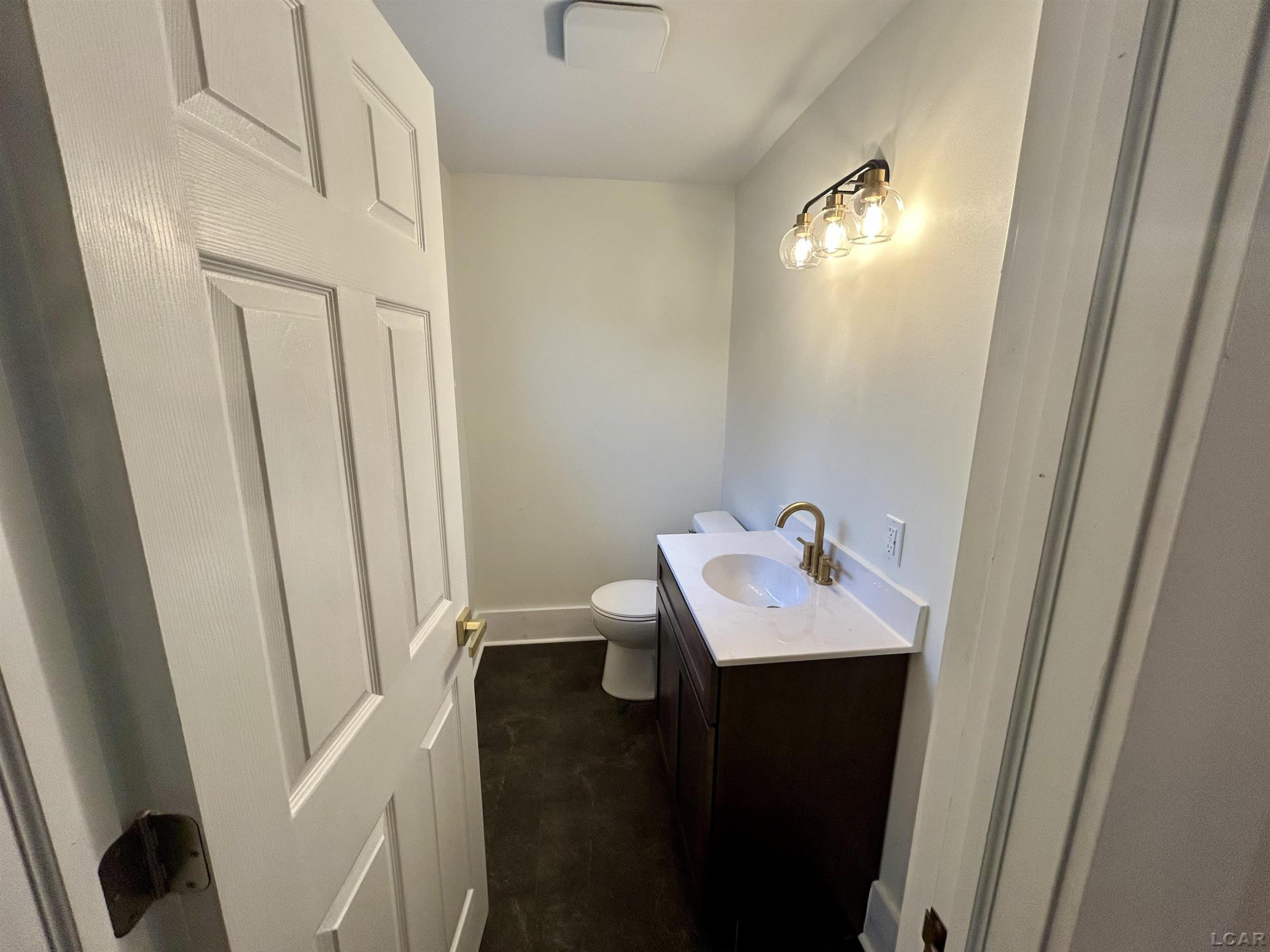 705 College Avenue, Adrian, MI 49221 — Photo 7