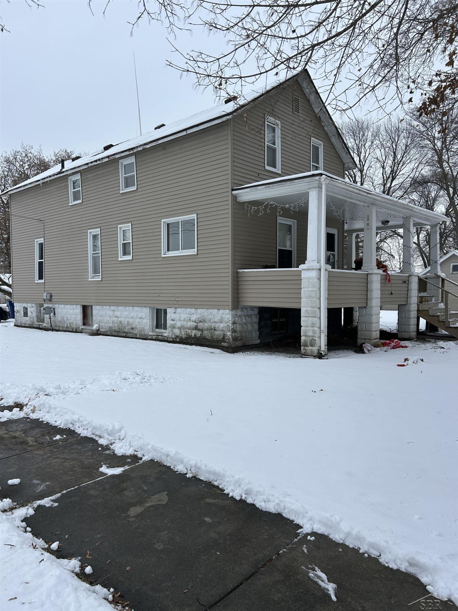306 Ottawa Street, Bay City, MI 48706 — front exterior