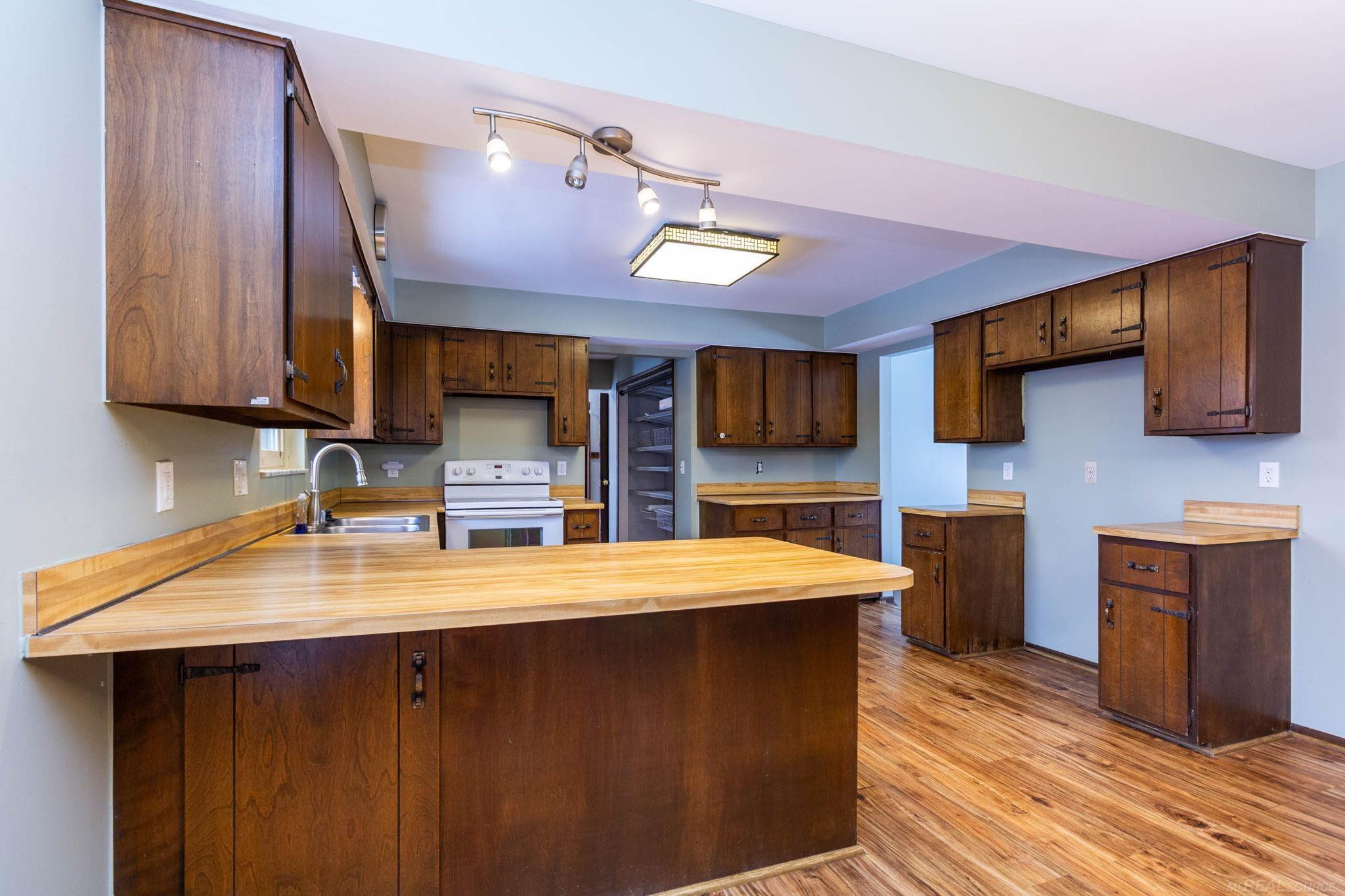 77177 Omo Road, MI — Photo 9