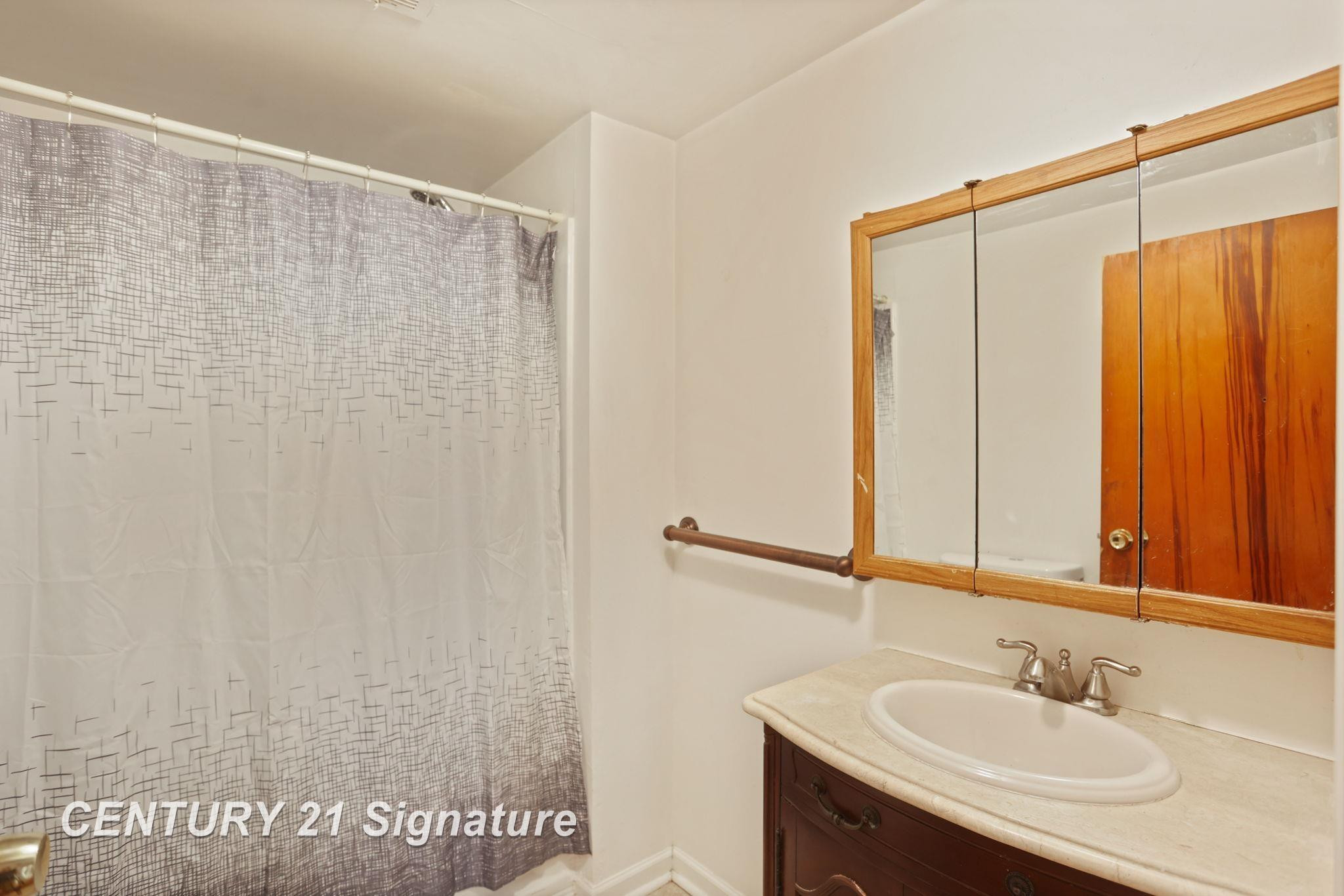 723 Pioneer Trail, Saginaw, MI 48604 — Photo 22