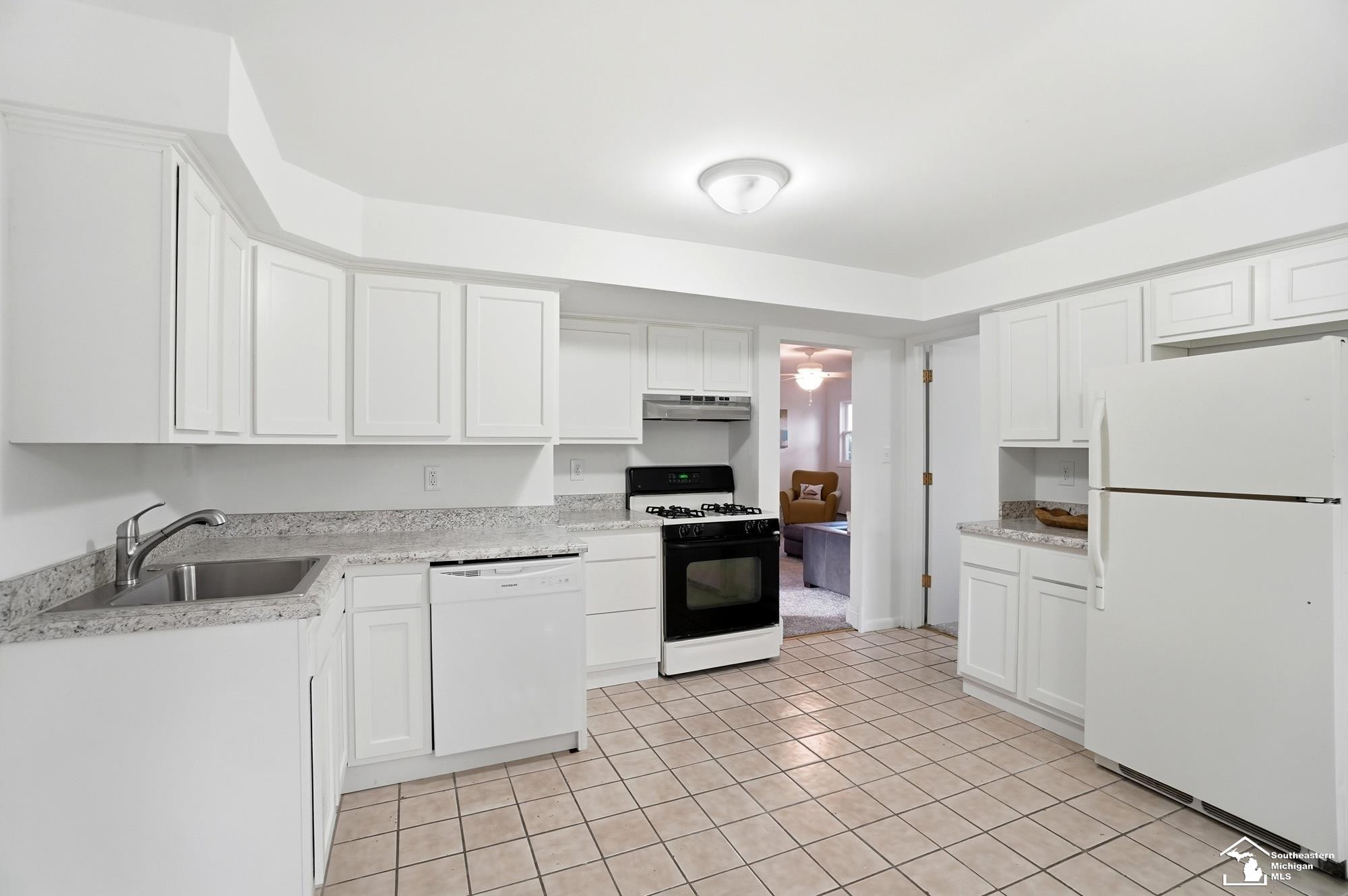 3443 Iroquois Trail, Monroe, MI 48162 — Photo 16