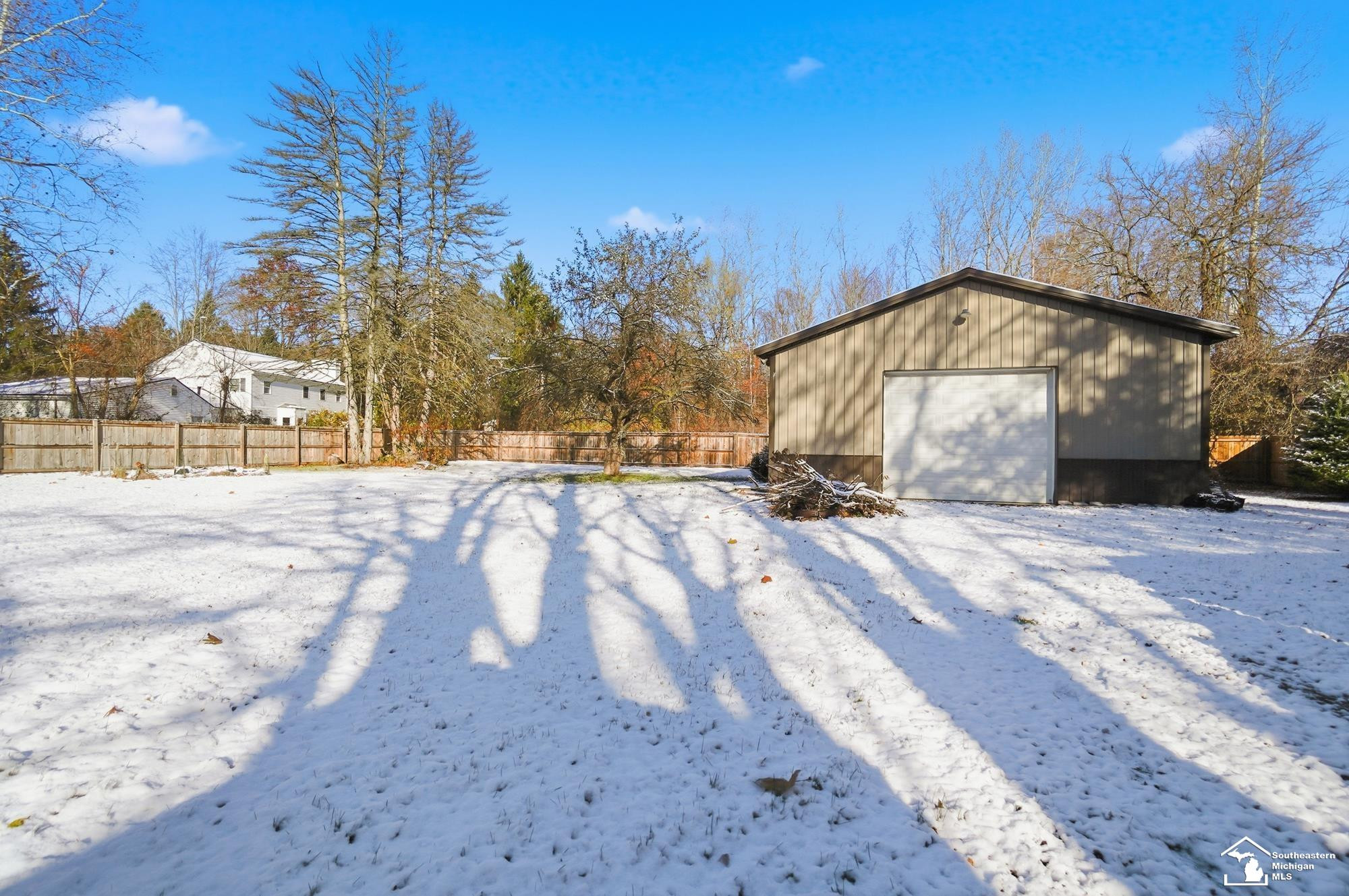 40080 Willis Road, Belleville, MI 48111 — Photo 45
