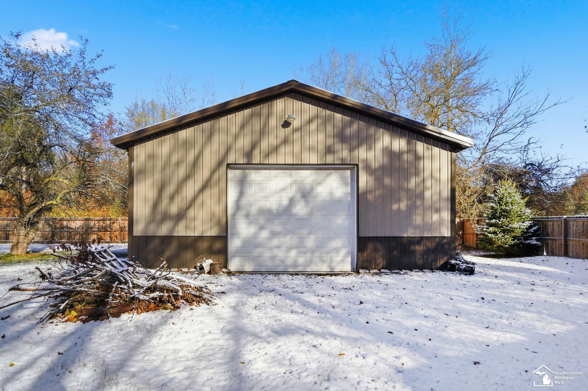 40080 Willis Road, Belleville, MI 48111 — Photo 46