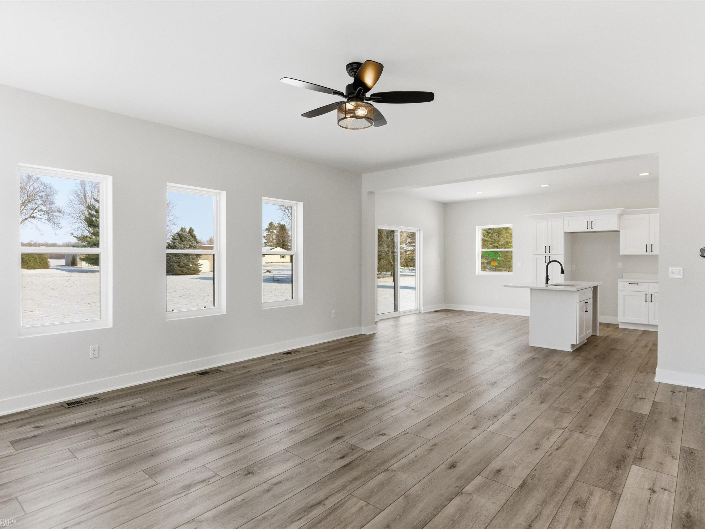15659 Reid Road, MI — Photo 10