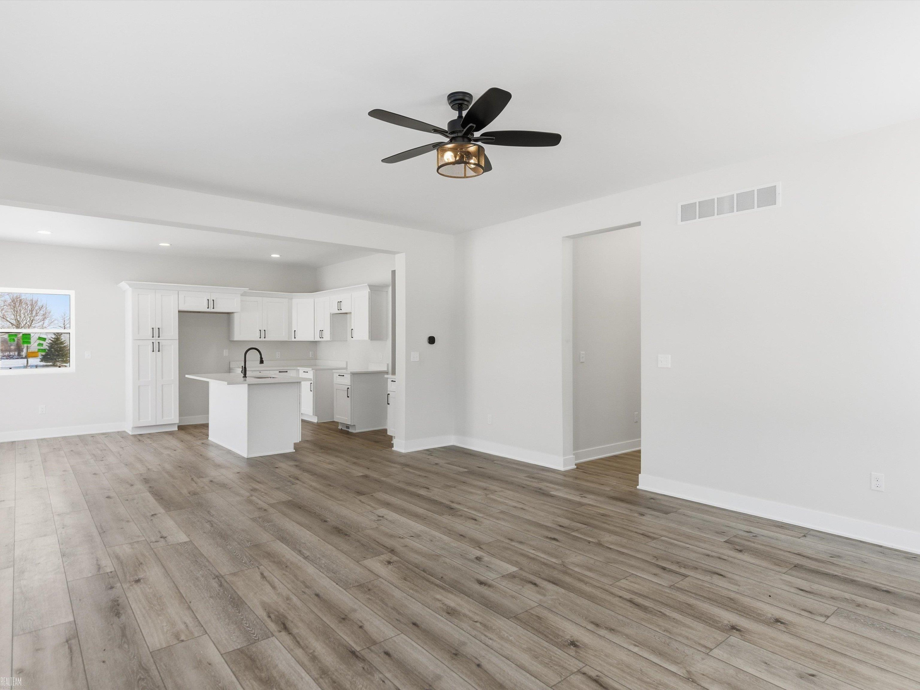 15659 Reid Road, MI — Photo 11