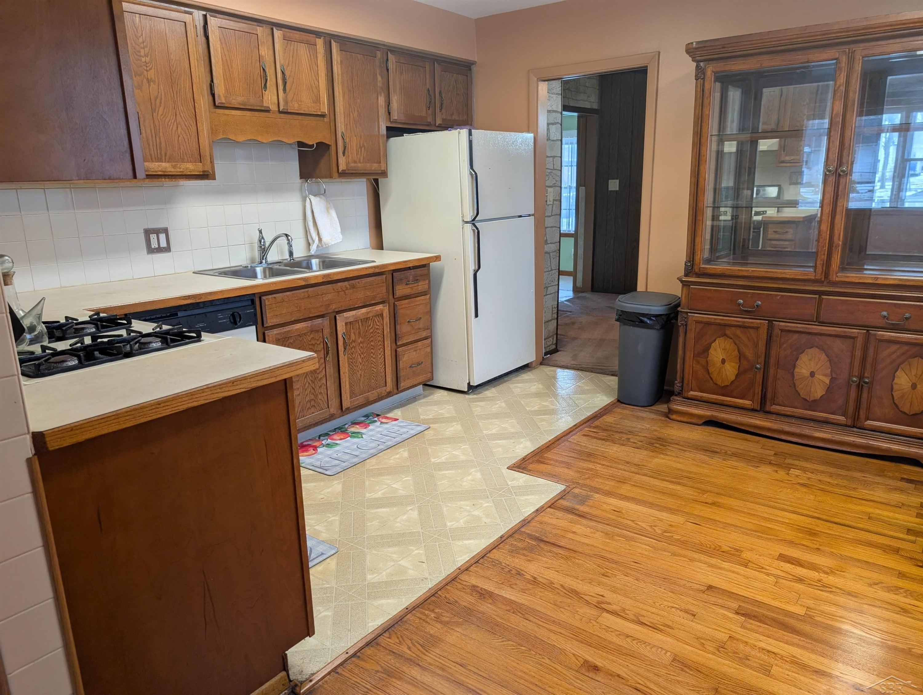 548 S 26th Street, Saginaw, MI 48601 — Photo 3